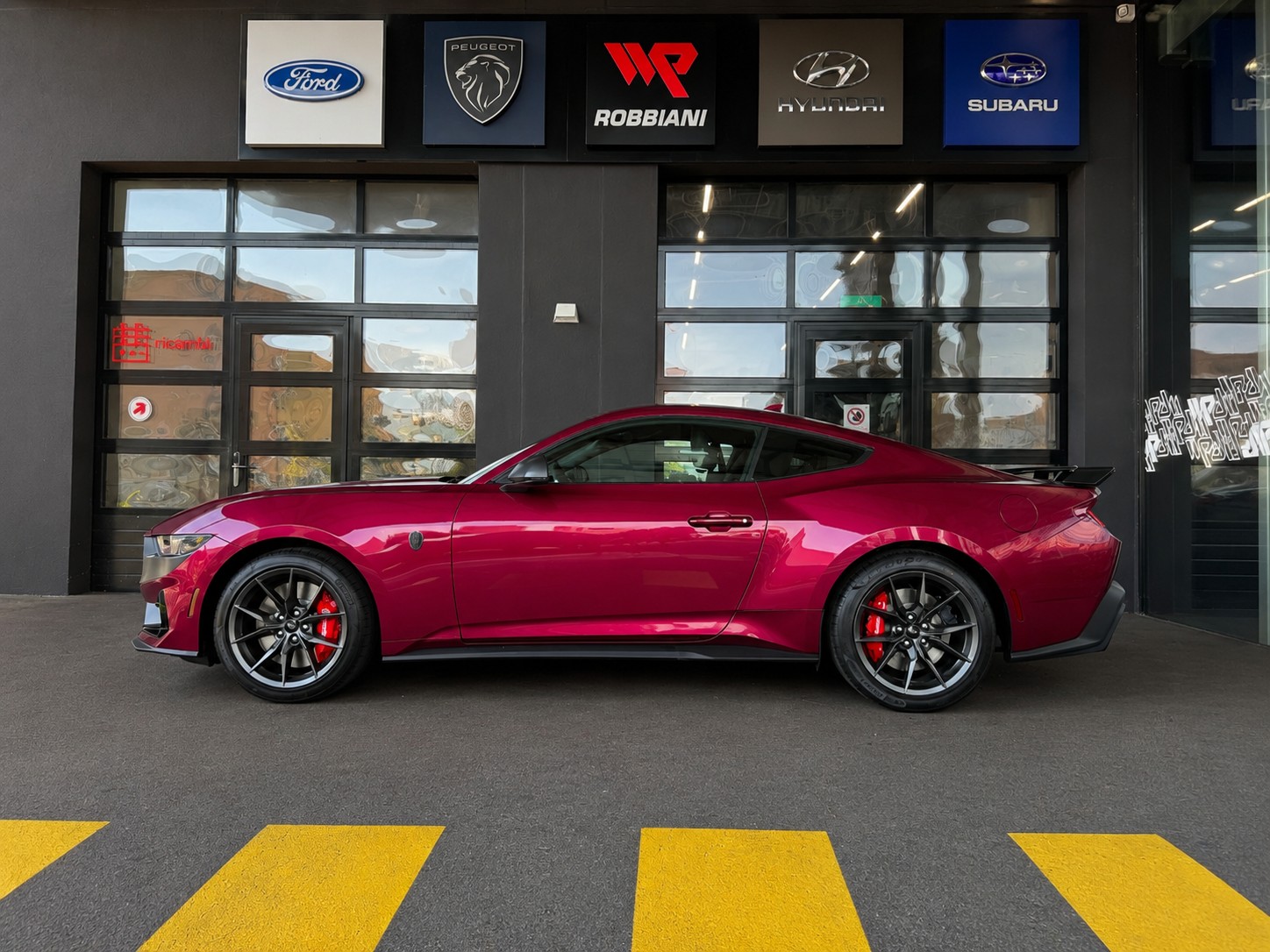 FORD Mustang Fastback 5.0 V8 Dark Horse Automat-image-1