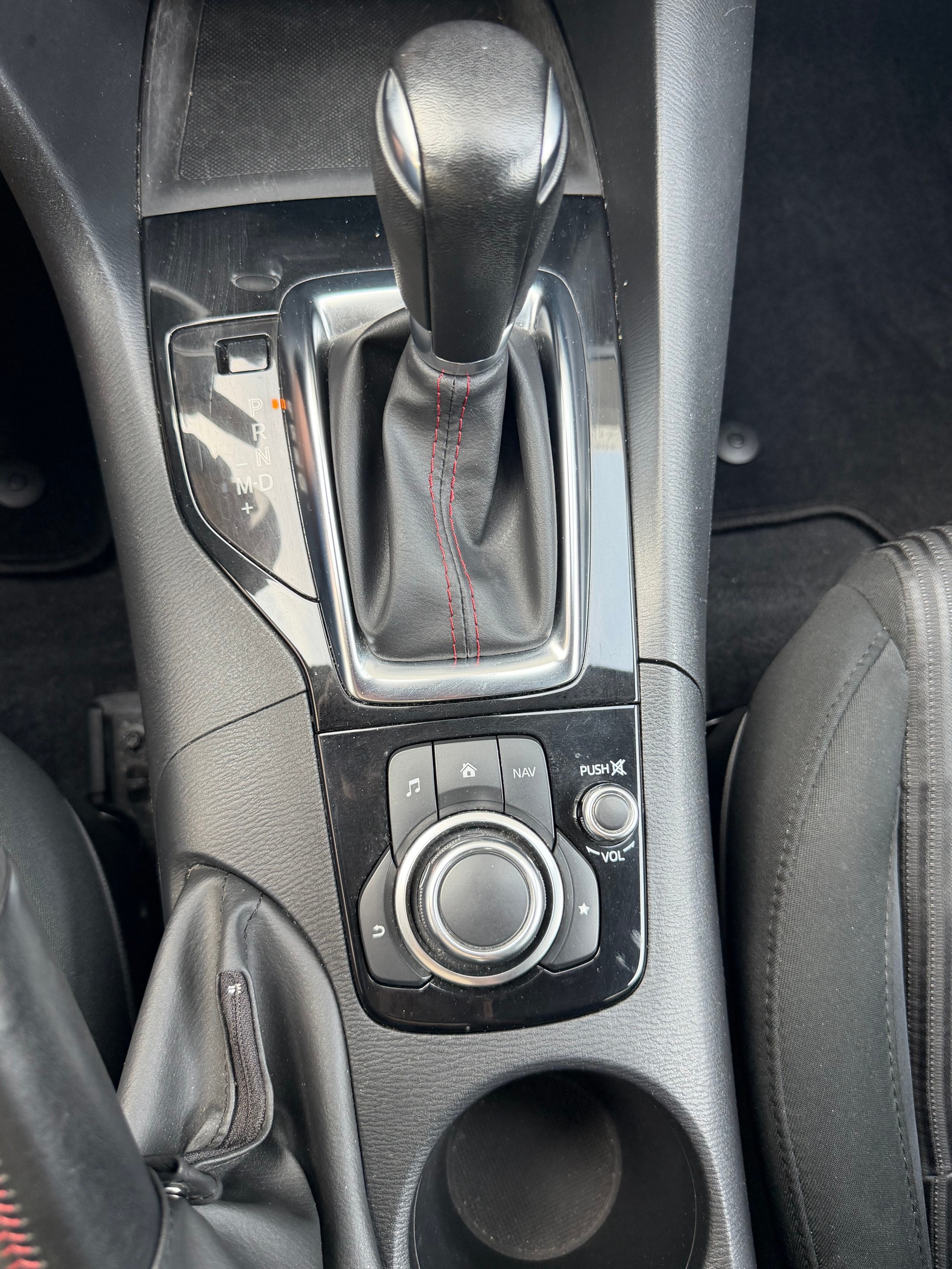 MAZDA 3 2.0 16V Revolution Activematic-image-13