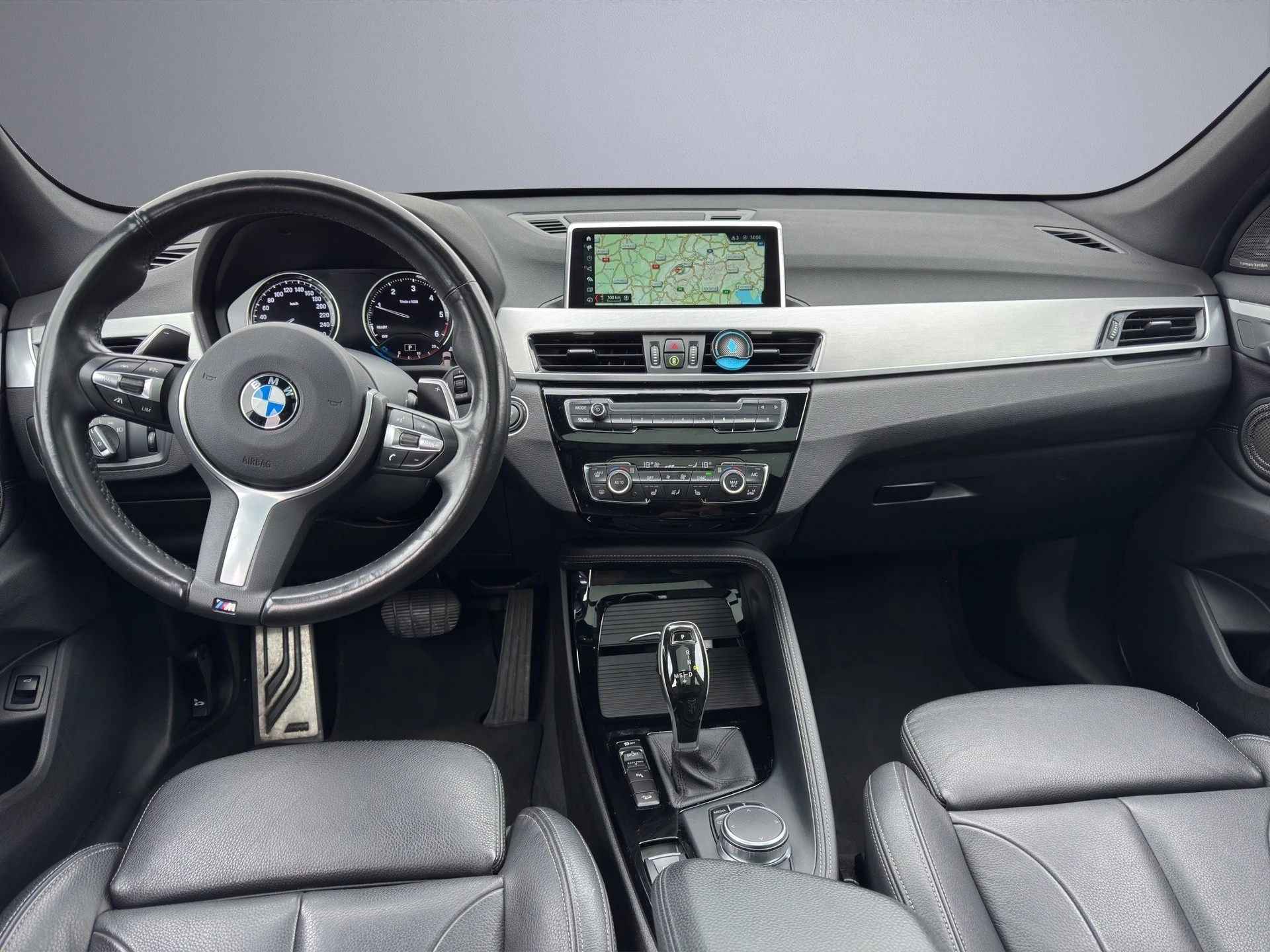 BMW X1 xDrive M Sport Swiss Edition-image-9
