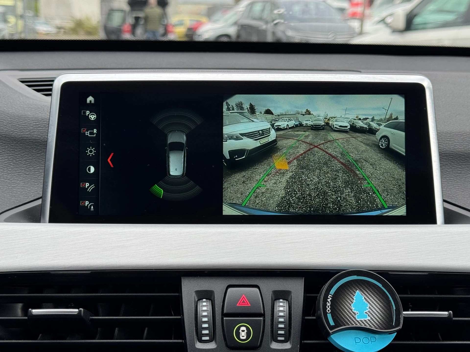 BMW X1 xDrive M Sport Swiss Edition-image-12