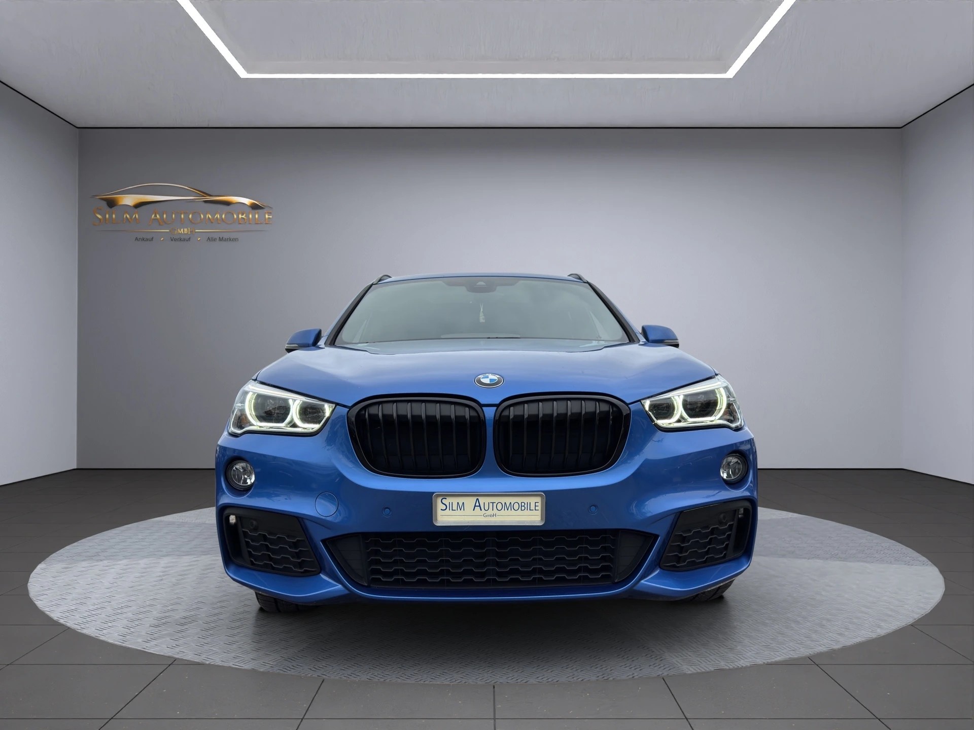 BMW X1 xDrive M Sport Swiss Edition-image-2