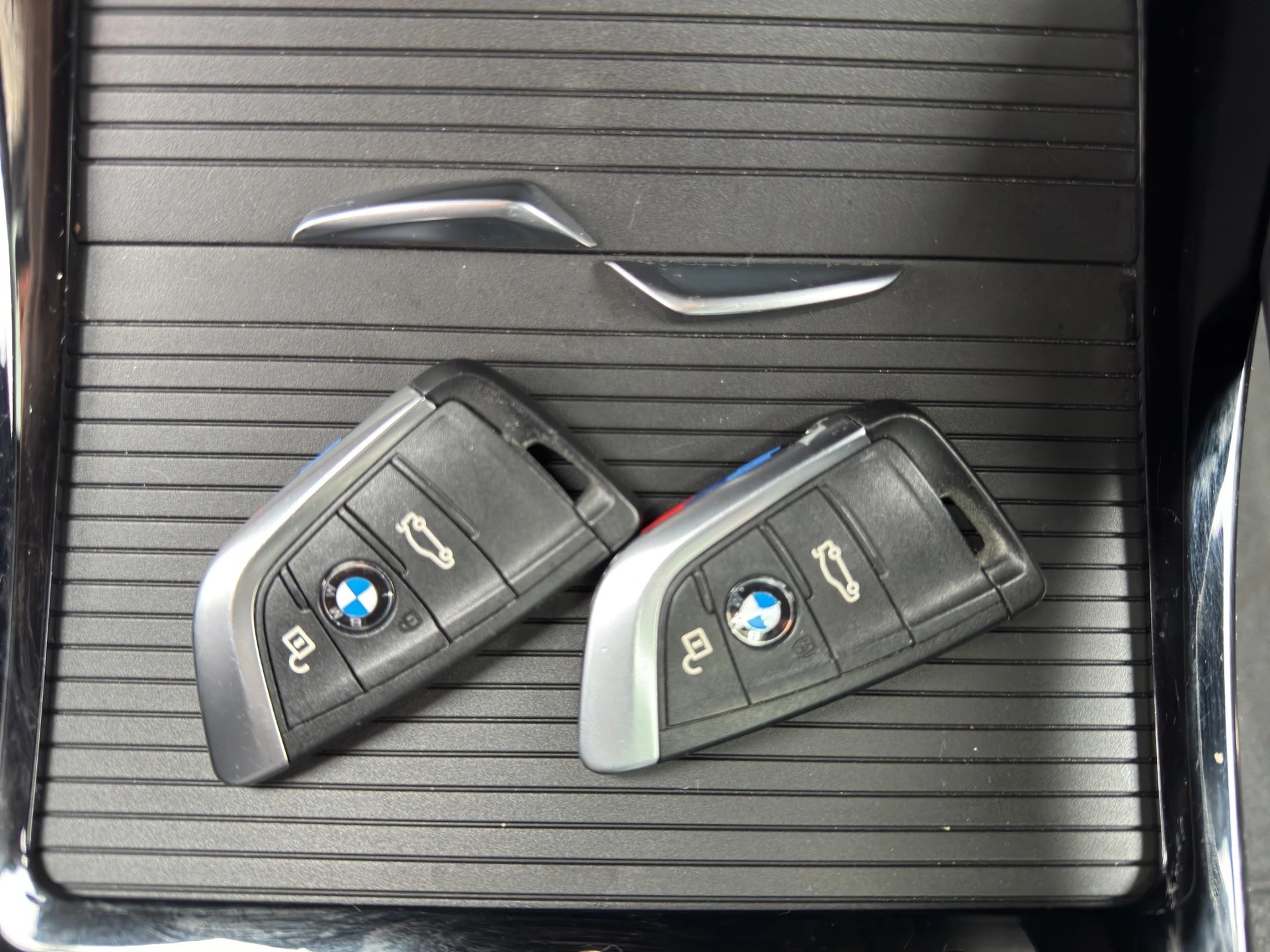 BMW X1 xDrive M Sport Swiss Edition-image-16