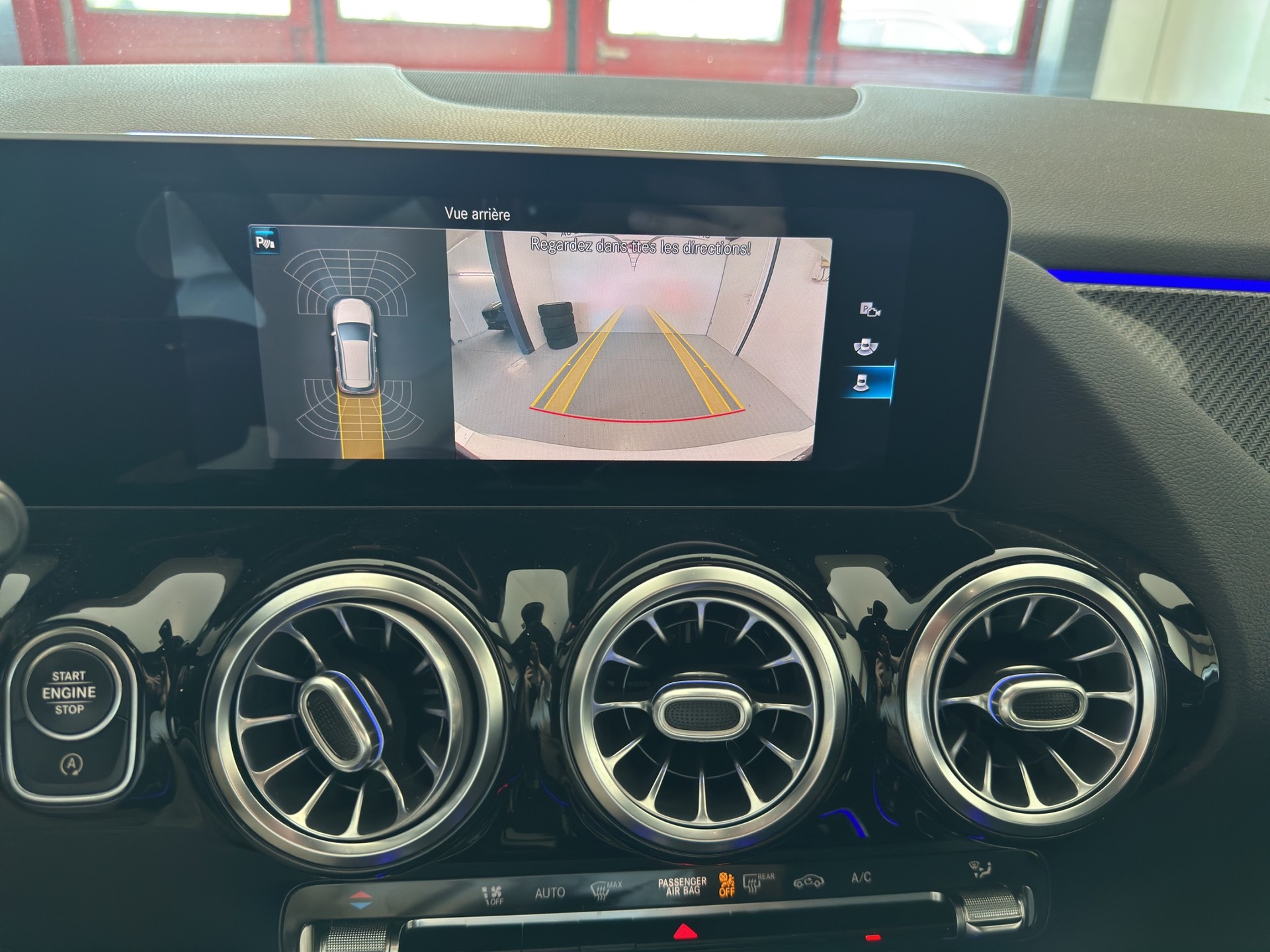 MERCEDES-BENZ B 220 4Matic AMG Line 7G-DCT-image-14
