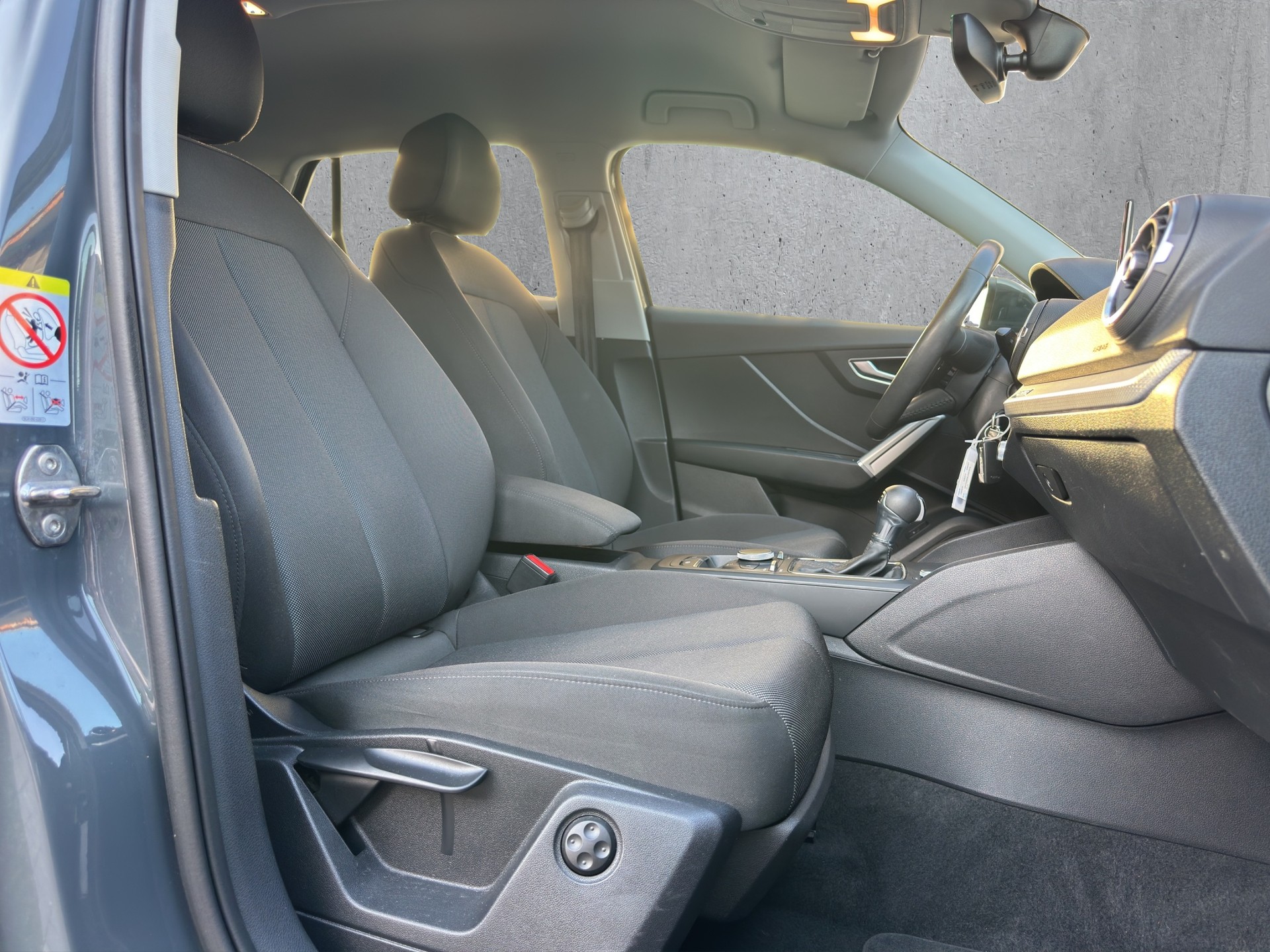 AUDI Q2 2.0 40 TFSI Attration quattro S-Tronic-image-11