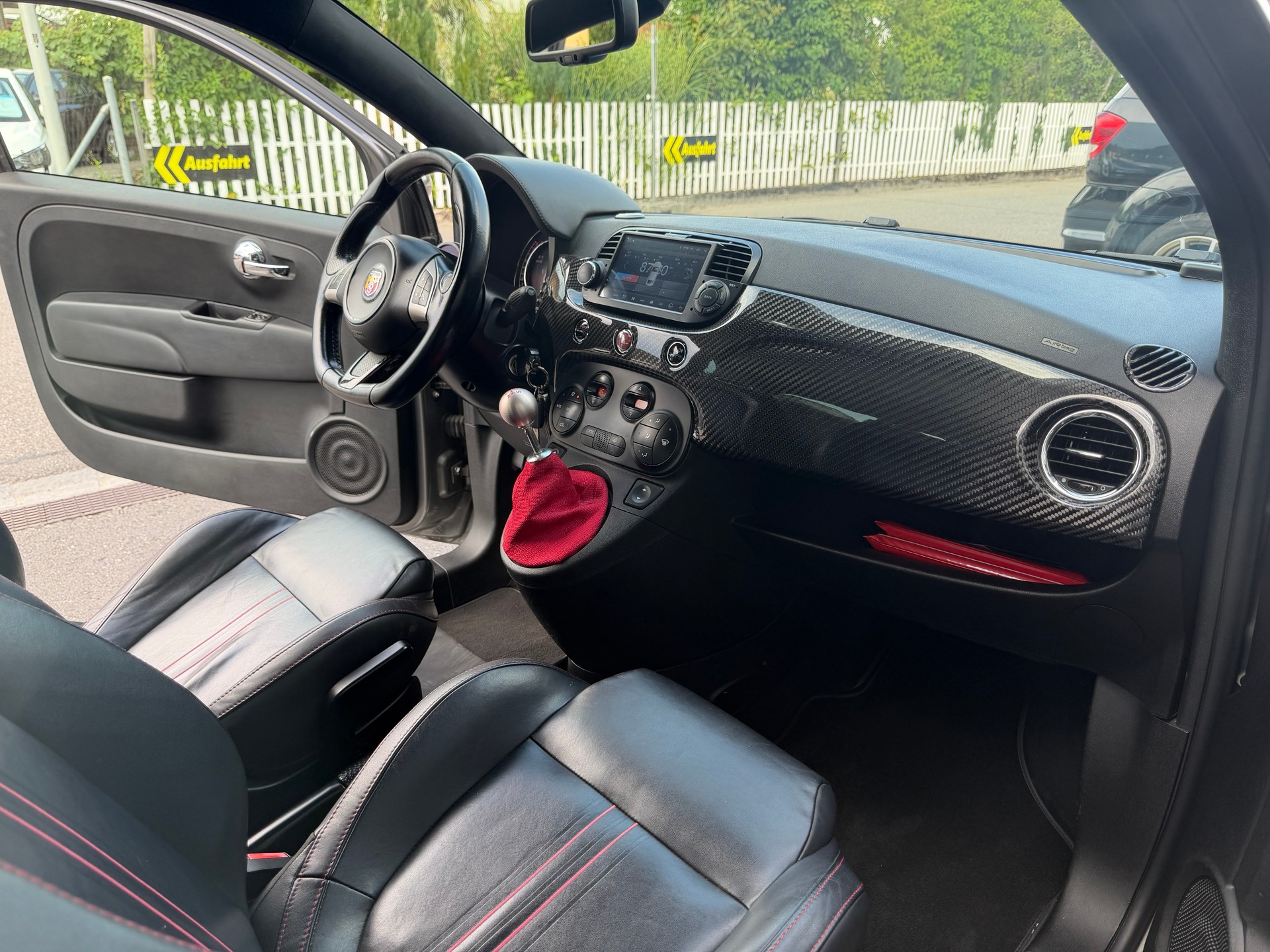 FIAT 595 1.4 16V Turbo Abarth Turismo-image-11