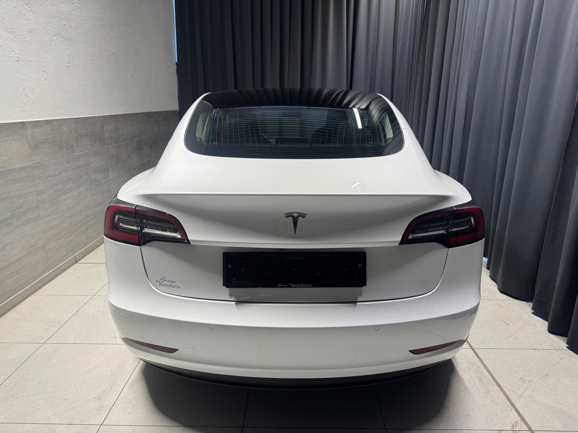 TESLA Model 3 Long Range RWD (32)-image-4