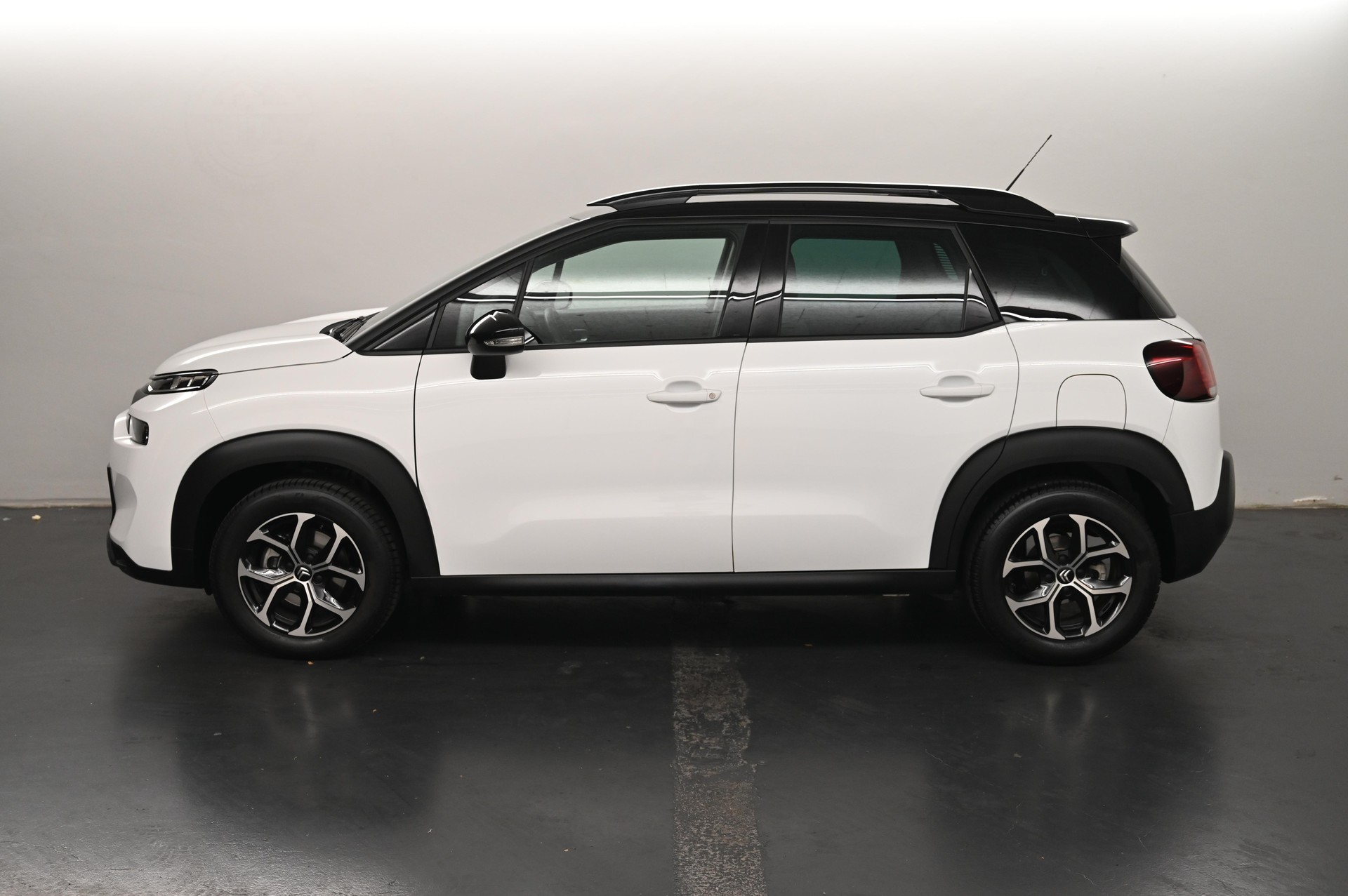 CITROEN C3 Aircross 1.2 PureTech 130 Swiss Edition-image-2