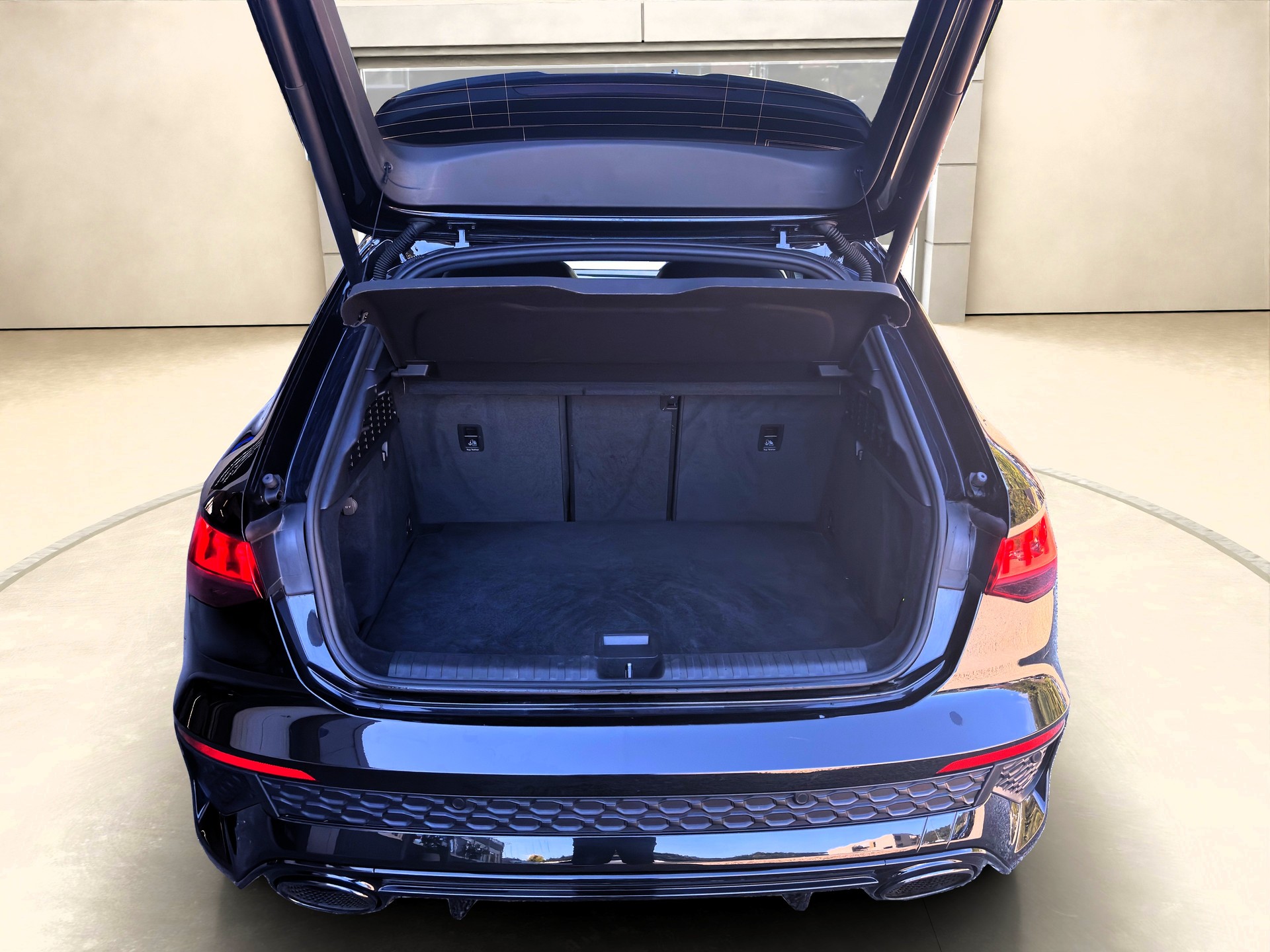 AUDI RS3 Sportback 2.5 TSI quattro S-tronic ❗ALL BLACK❗✅CH-Fahrzeug & Werksgarantie & RS-Sportabgasanlage✅-image-14