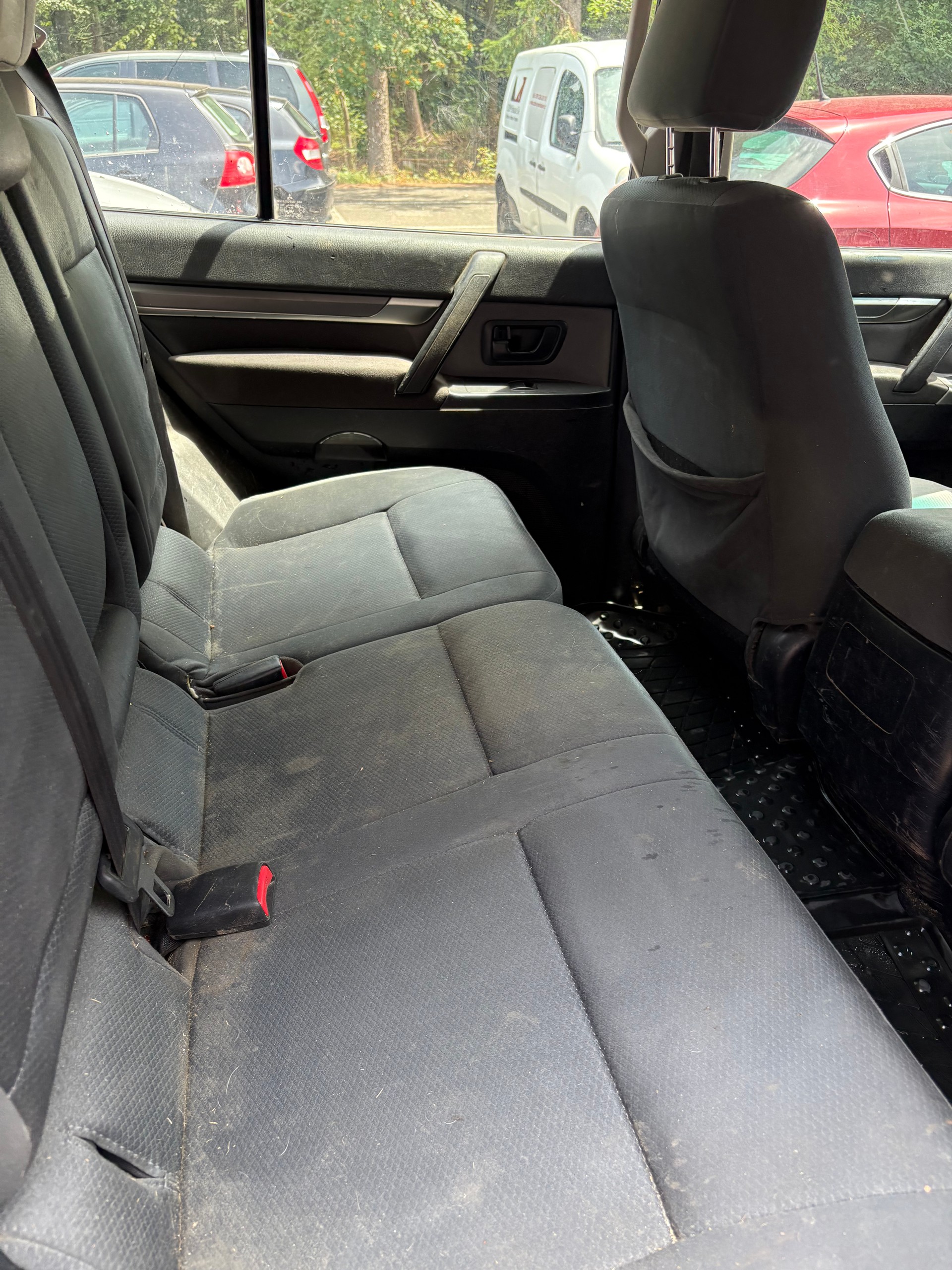 MITSUBISHI Pajero 3.2 DI-D Swiss Professional-image-5