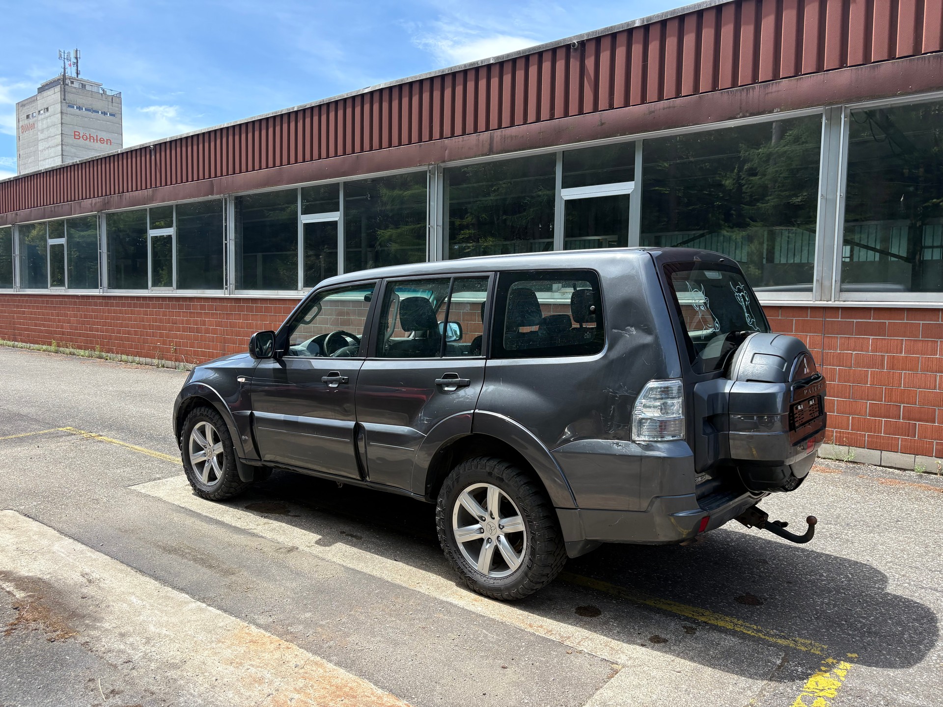 MITSUBISHI Pajero 3.2 DI-D Swiss Professional-image-2
