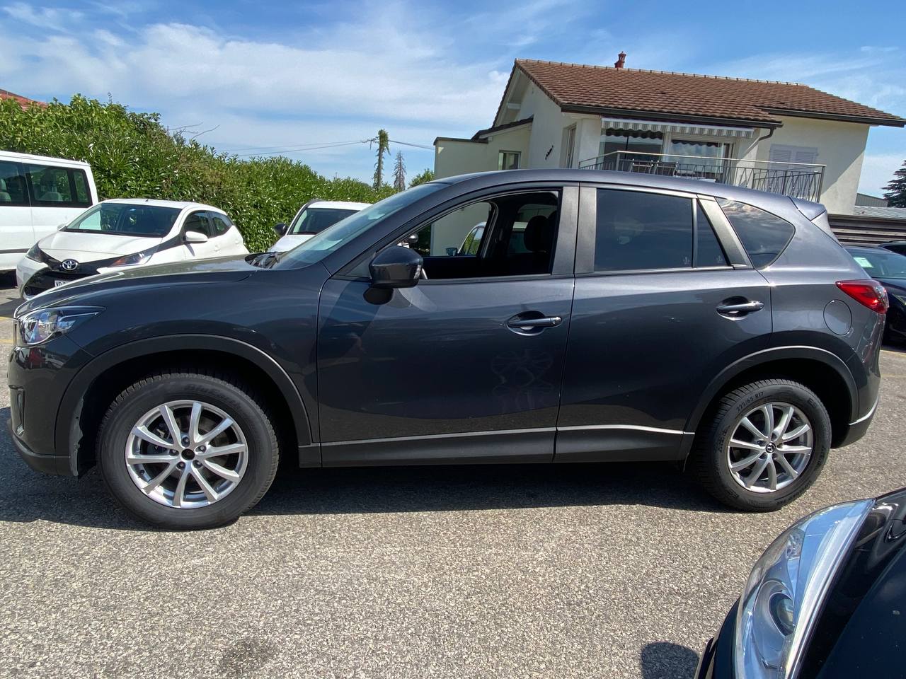 MAZDA CX-5 2.2 D Ambition AWD Automatic-showroom-element-2