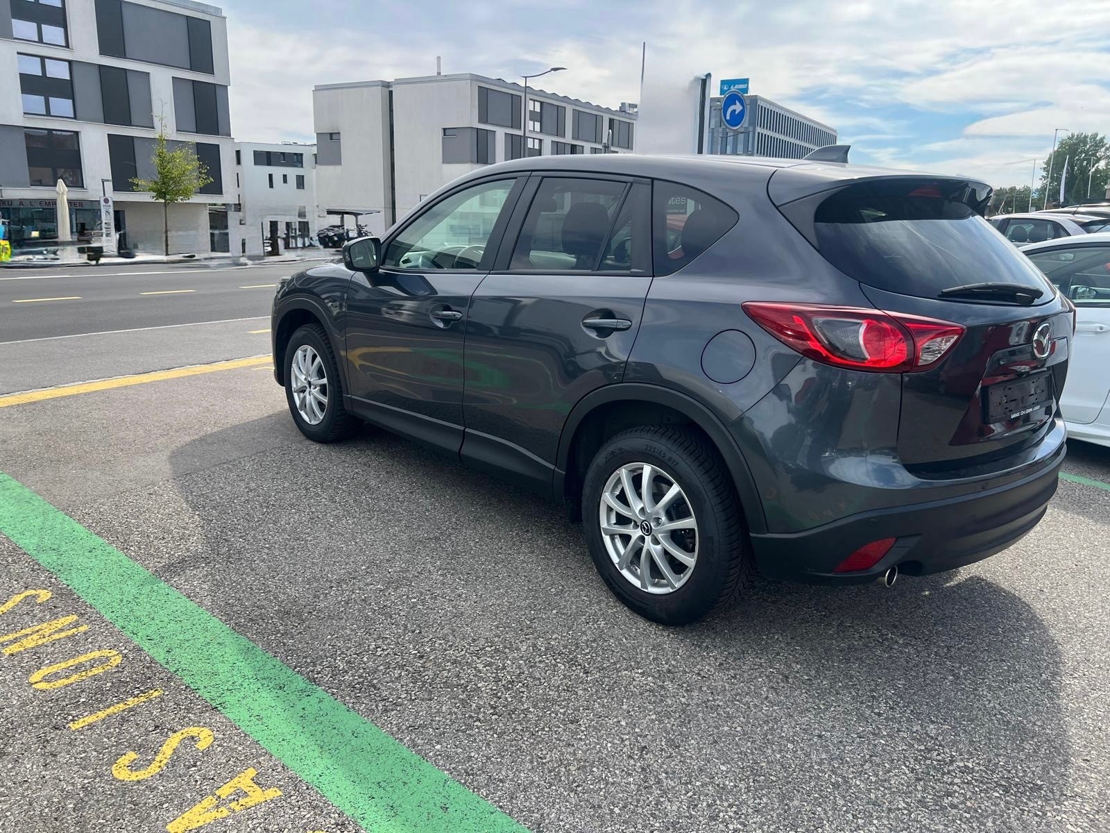 MAZDA CX-5 2.2 D Ambition AWD Automatic-image-3