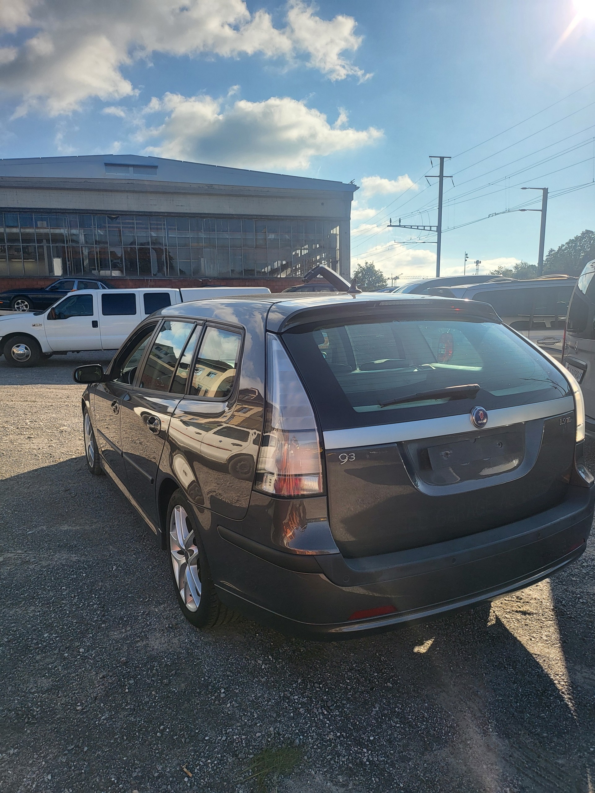 SAAB Saab 9-3 2.0T-image-2