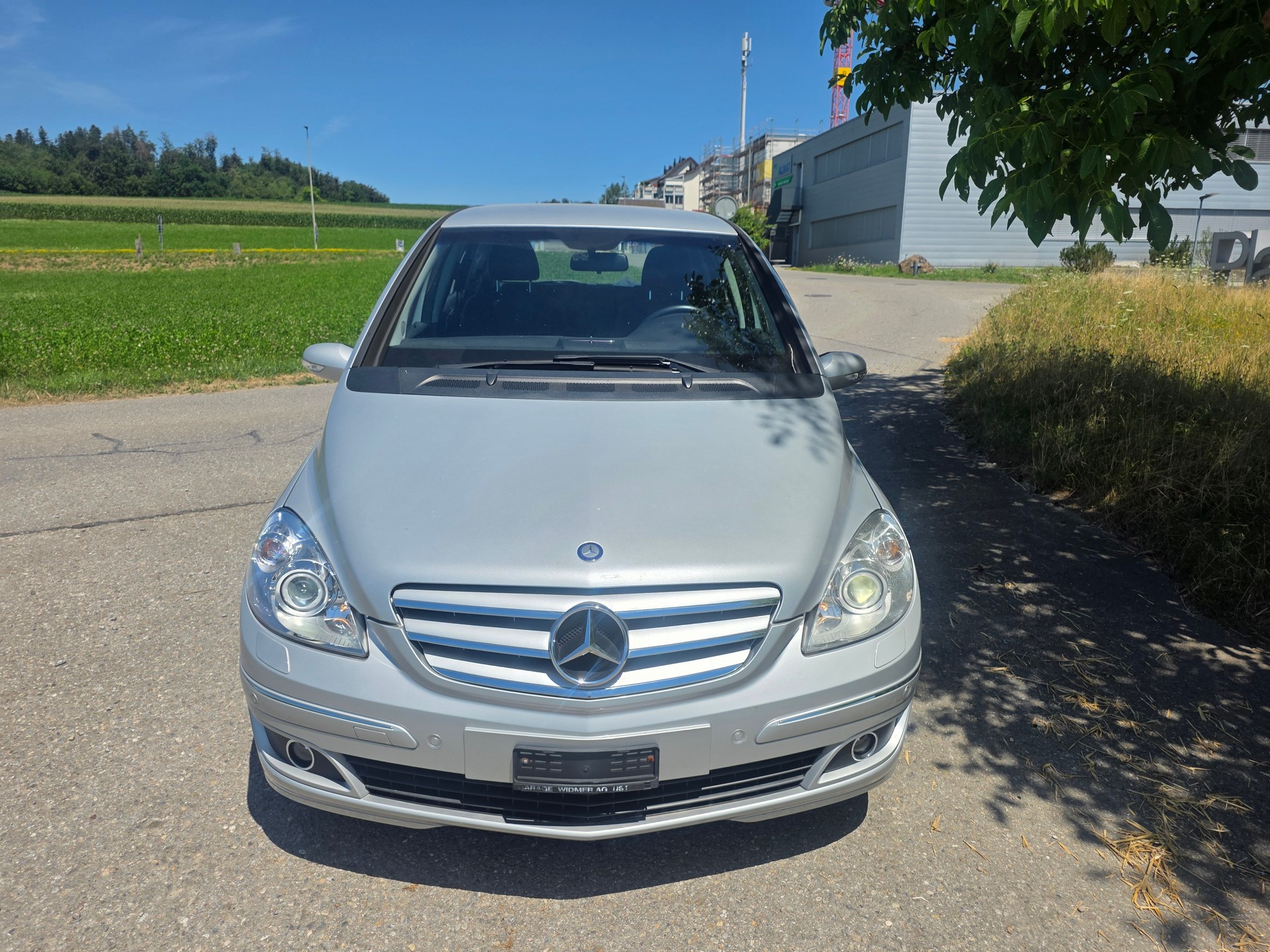 MERCEDES-BENZ B 200 T-image-1