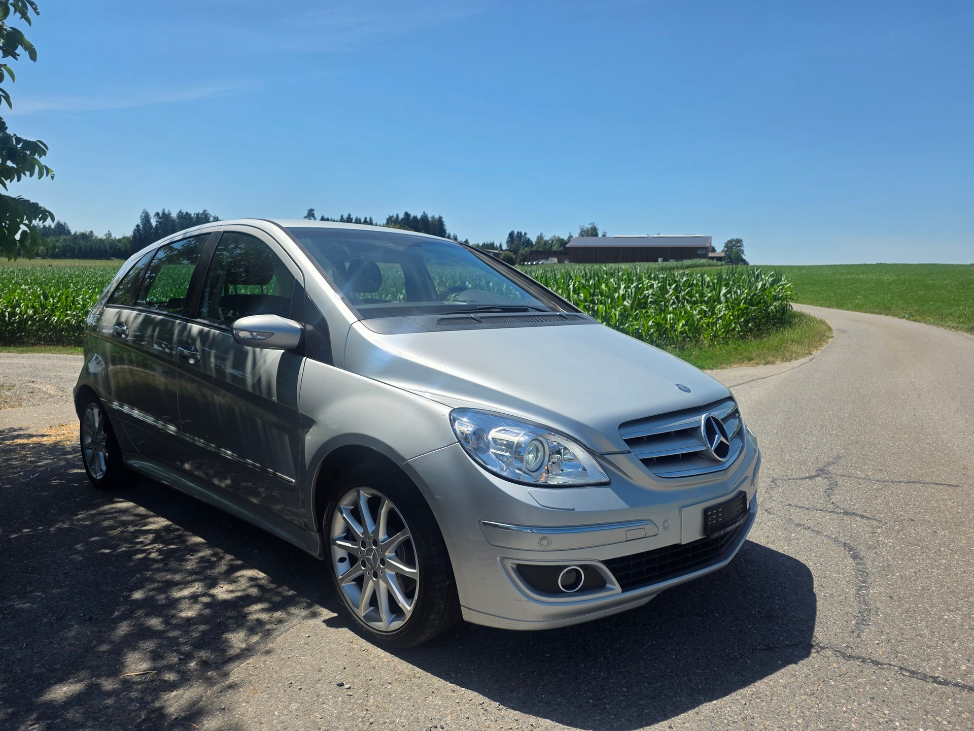 MERCEDES-BENZ B 200 T-image-3