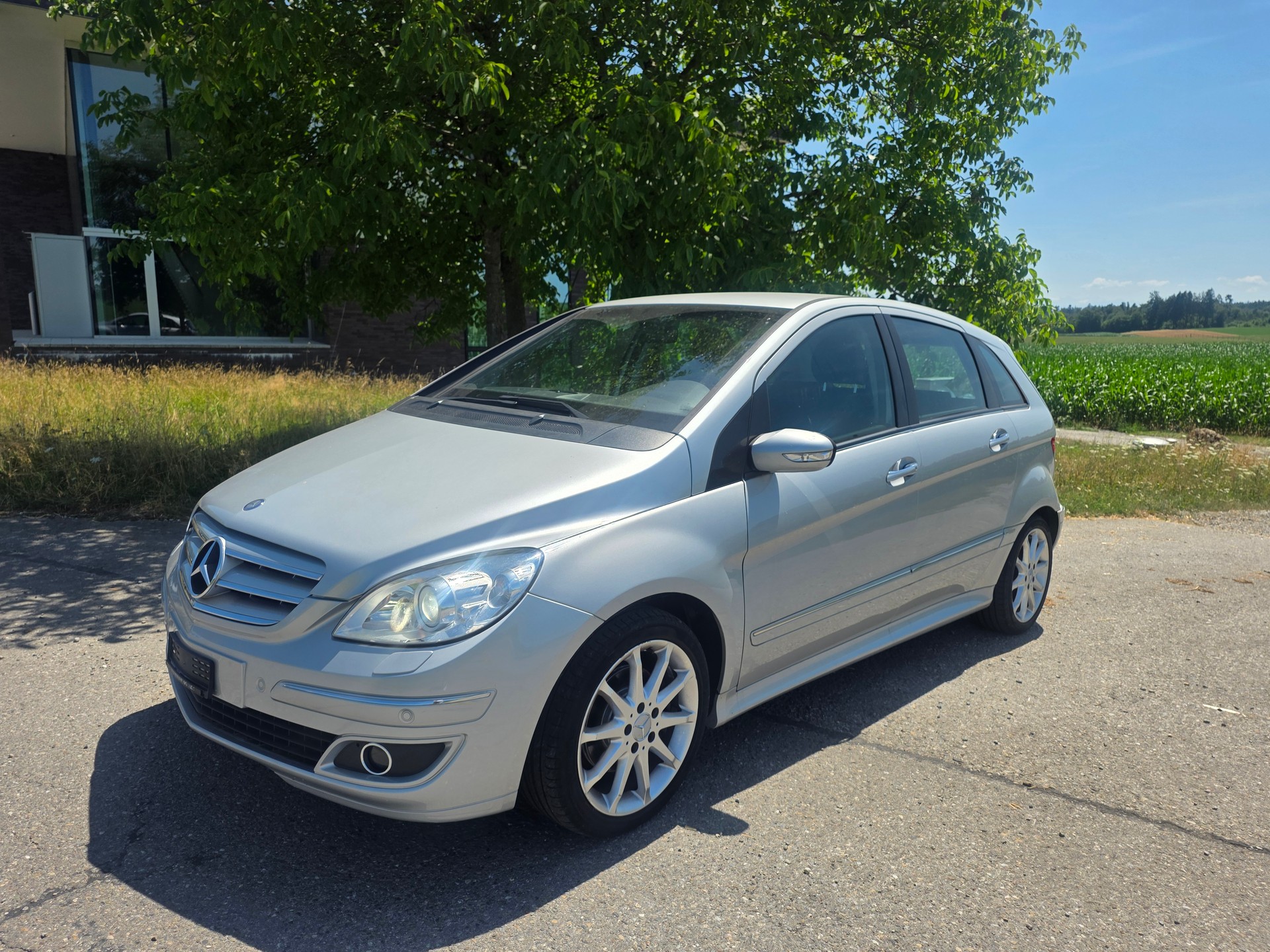 MERCEDES-BENZ B 200 T-image-2