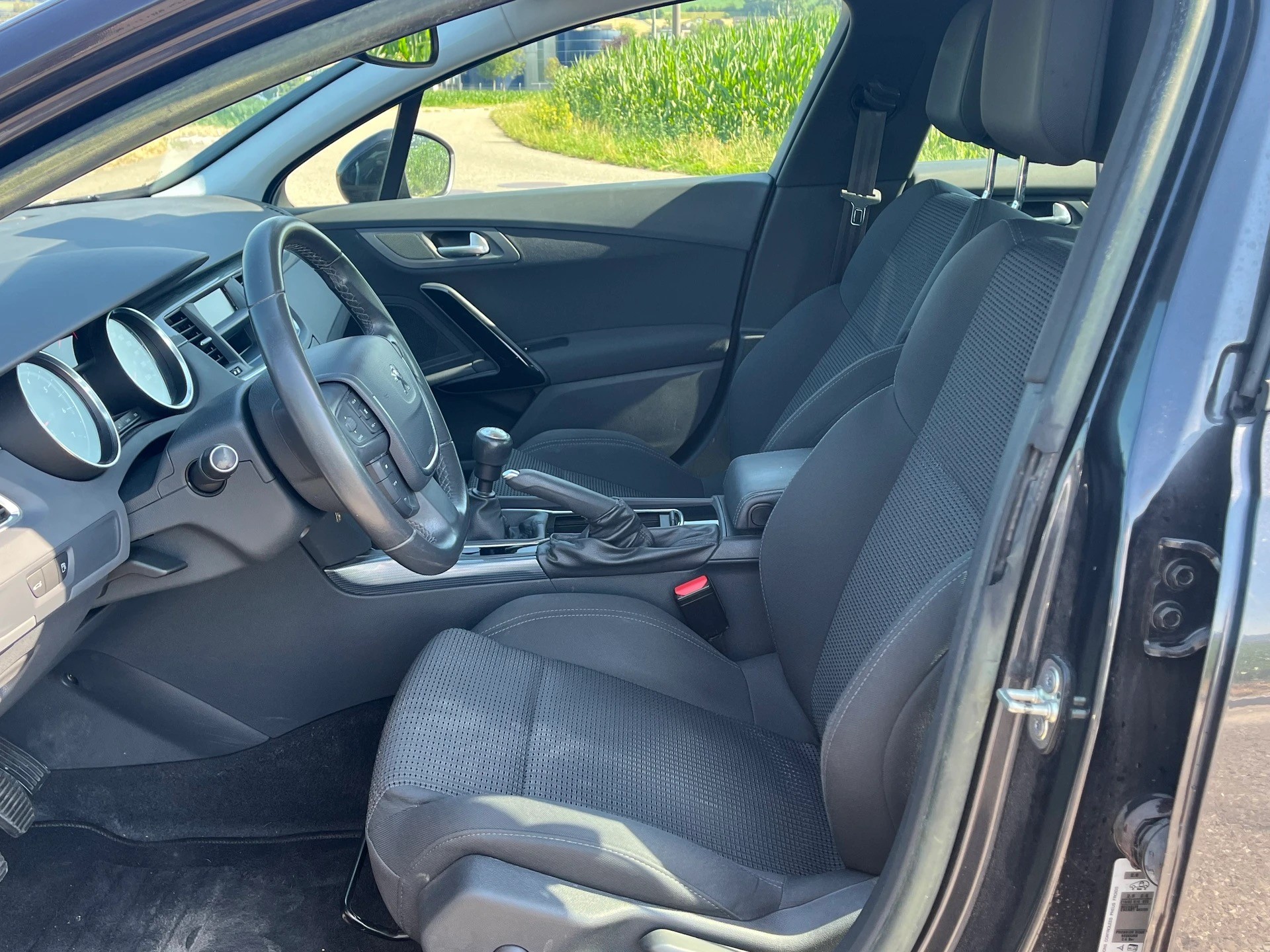 PEUGEOT 508 1.6 16V T Active-image-9