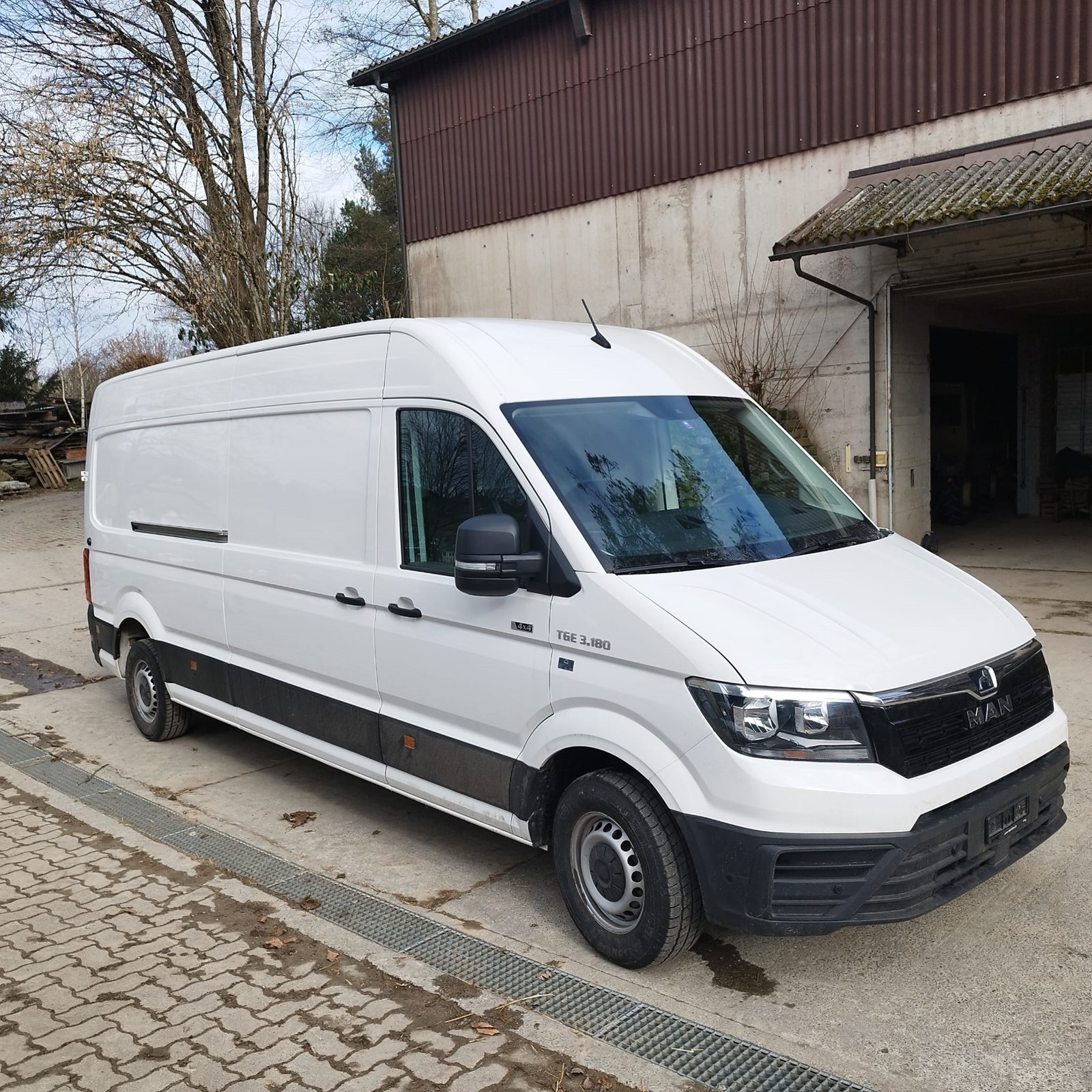MAN 2.0 TDI 177 4x4-image-1