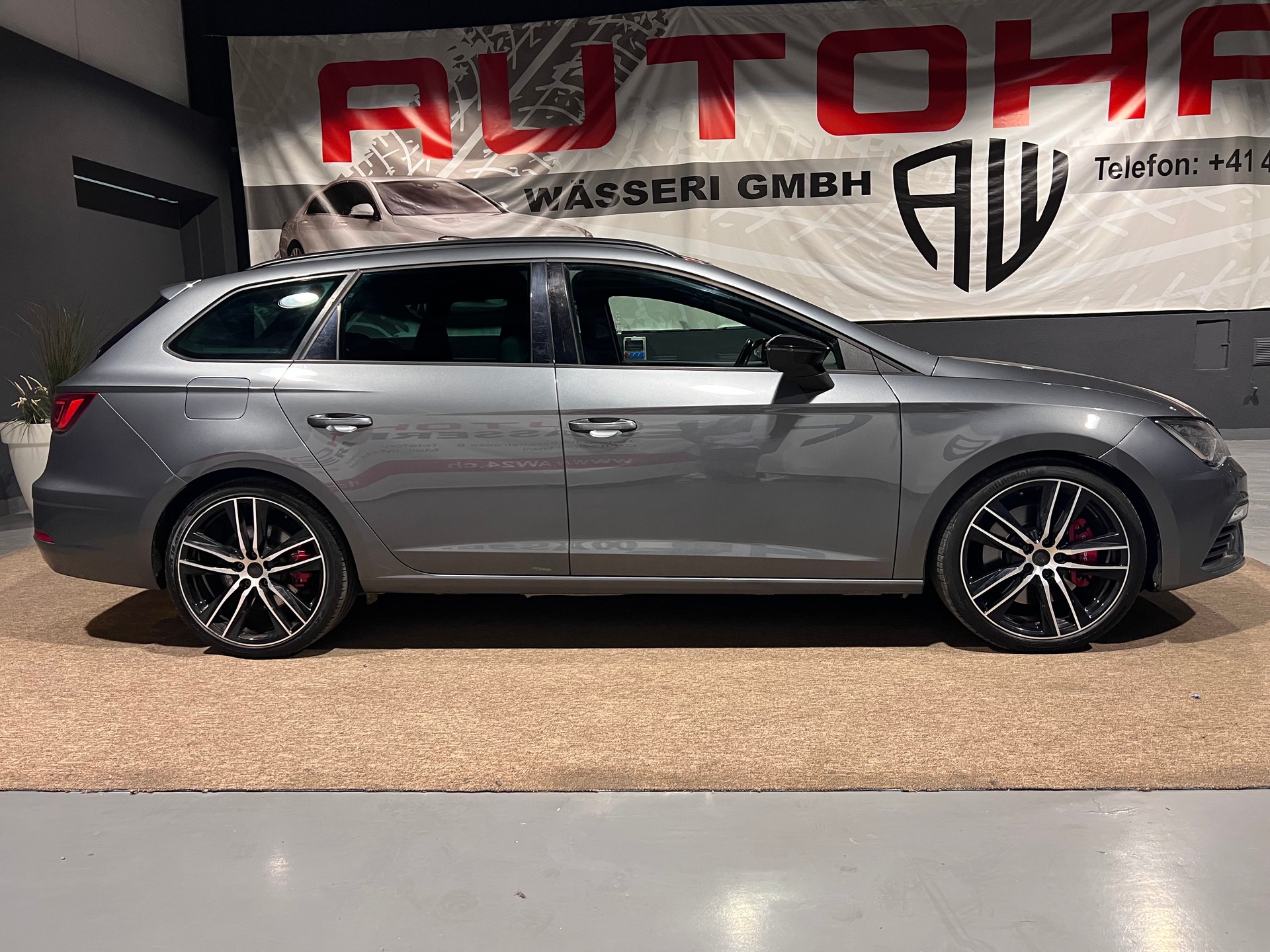 SEAT Leon ST 2.0 TSI Cupra 360 4 Drive DSG-image-1