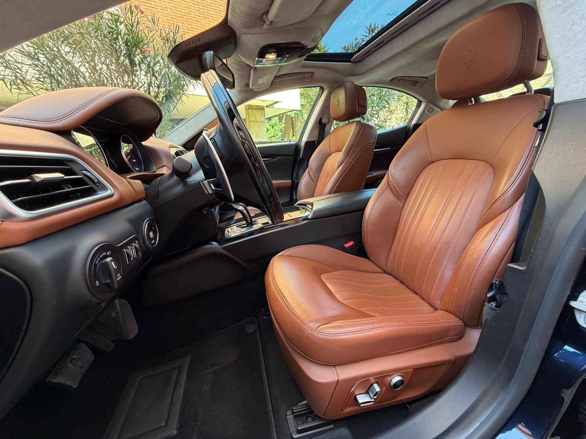 MASERATI Ghibli 2.0 Hybrid GranLuso Automatica-image-8