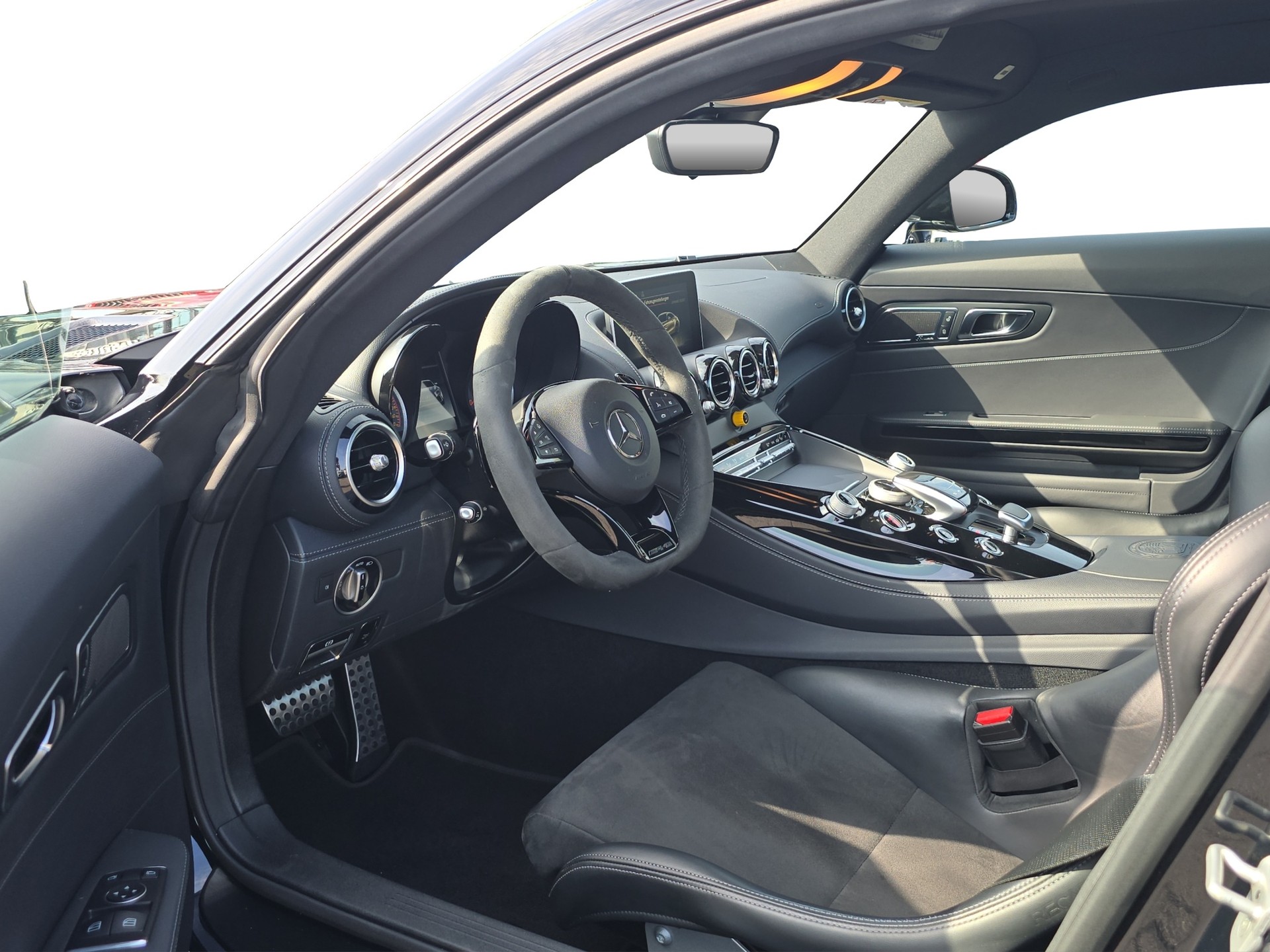MERCEDES-BENZ AMG GT R Speedshift DCT-image-8