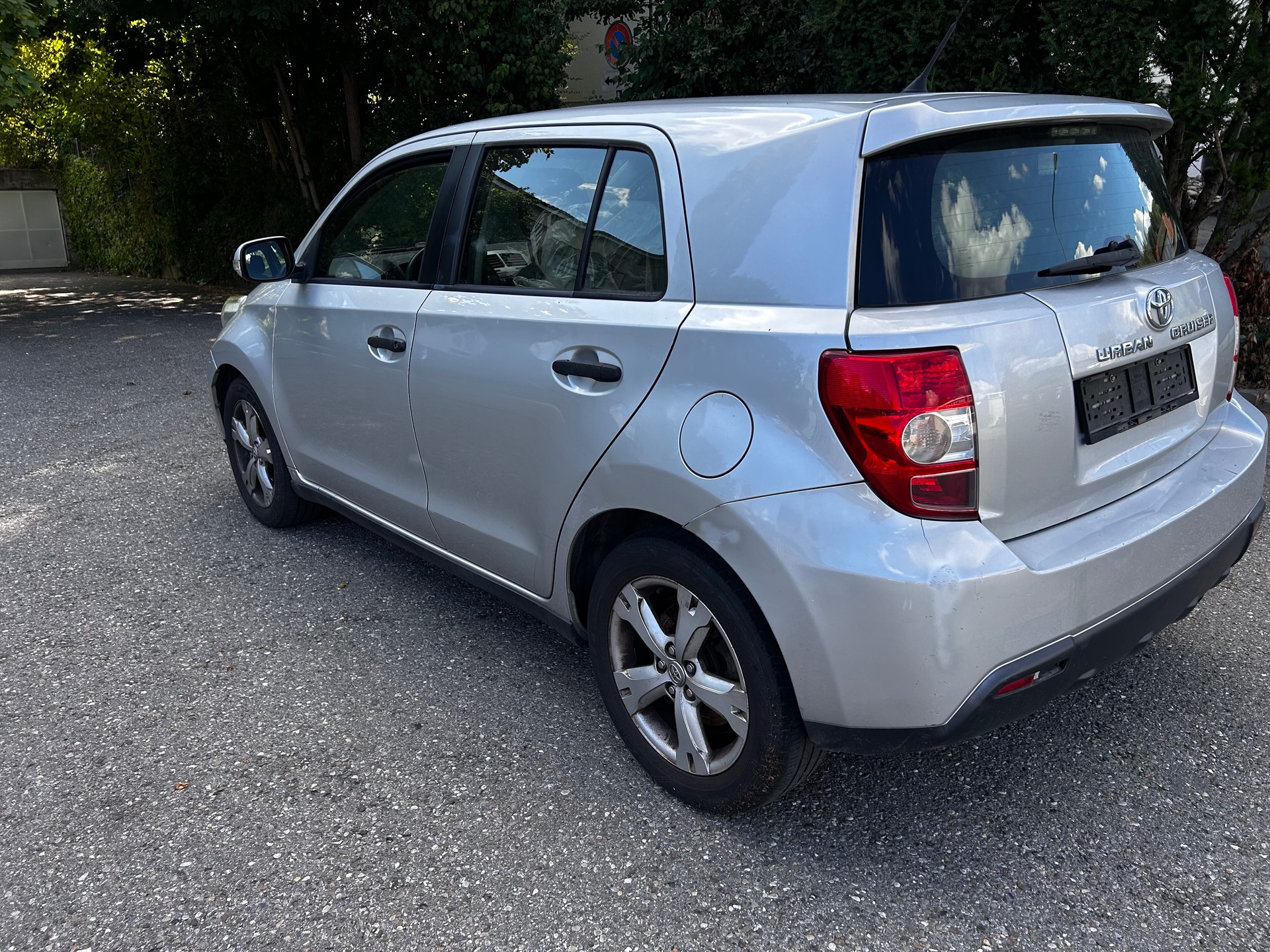 TOYOTA UrbanCruiser 1.4 D-4D Linea Sol 4WD-image-4