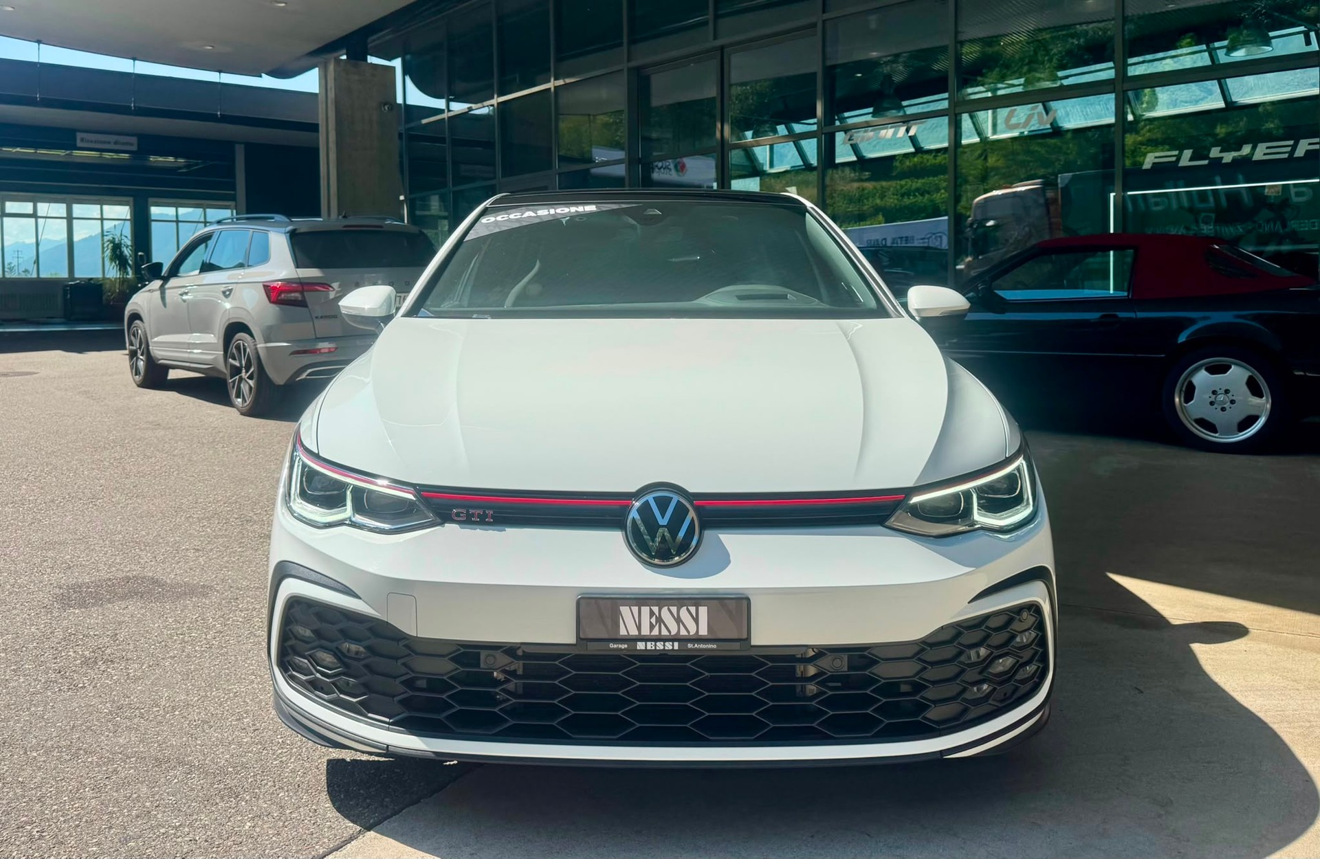 VW Golf 2.0 TSI GTI DSG-showroom-element-2