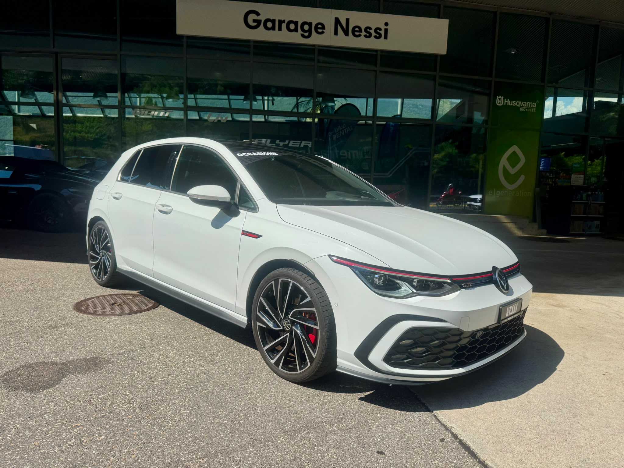 Car photo
