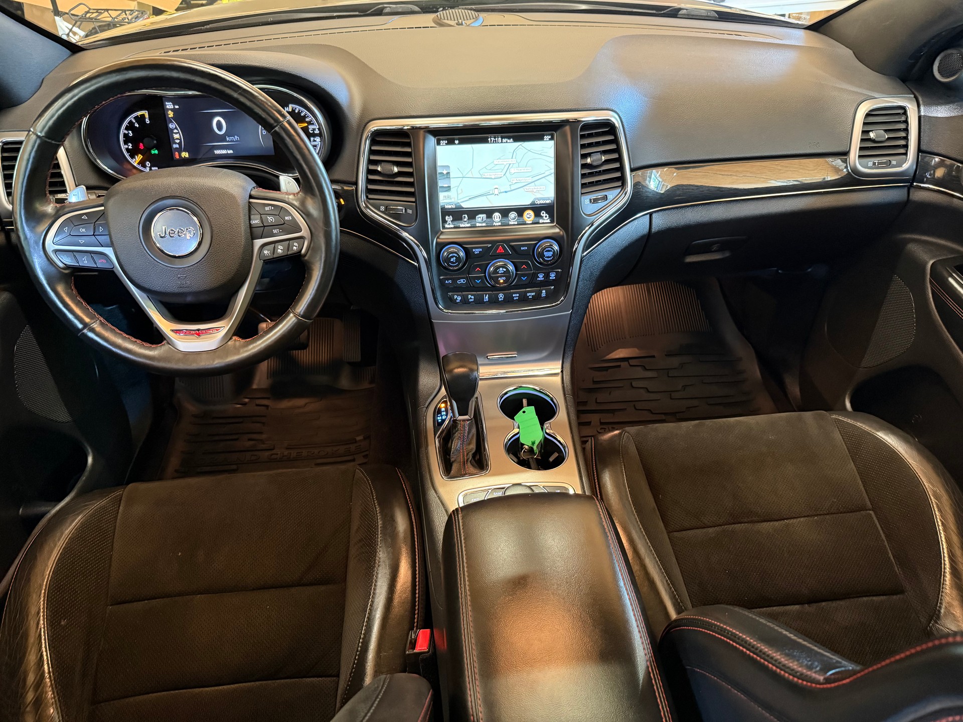 JEEP Grand Cherokee 3.0 CRD 75th Anniversary Automatic-image-7