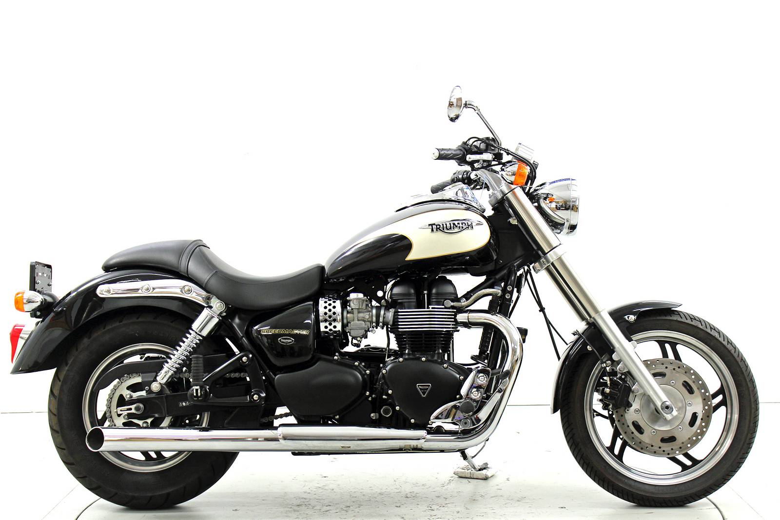 TRIUMPH Speedmaster-showroom-element-3