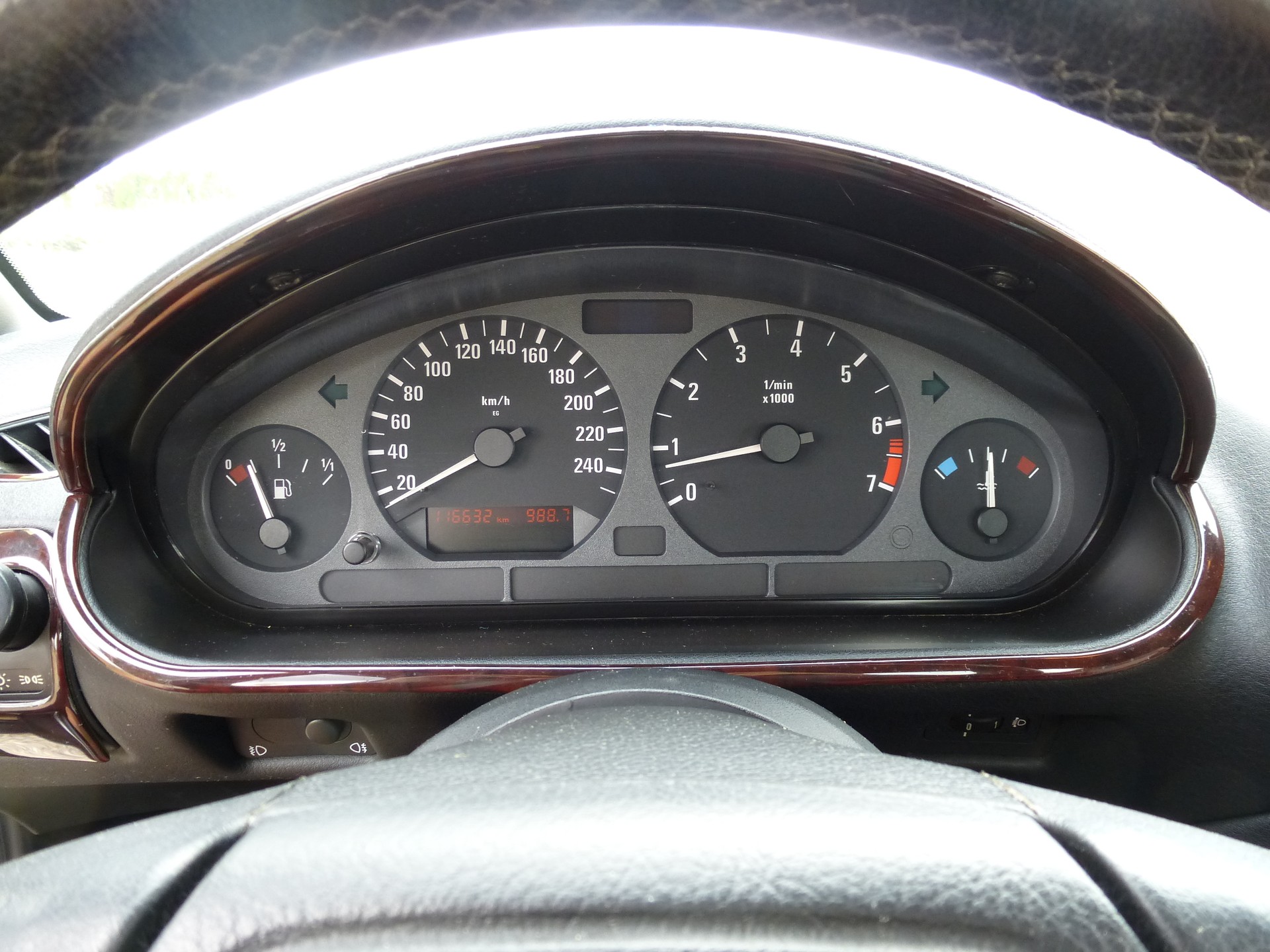 BMW Z3 1.9i Roadster-image-12