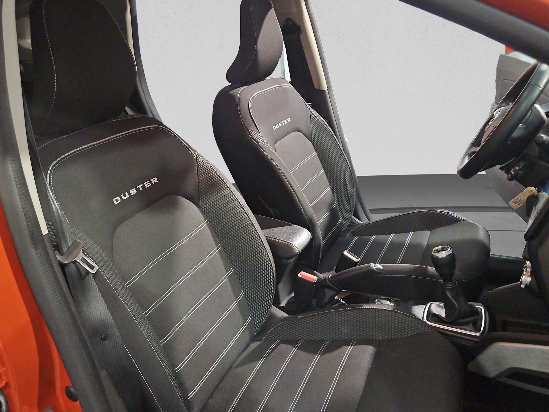 DACIA Duster TCe 150 Prestige 4x4-image-16