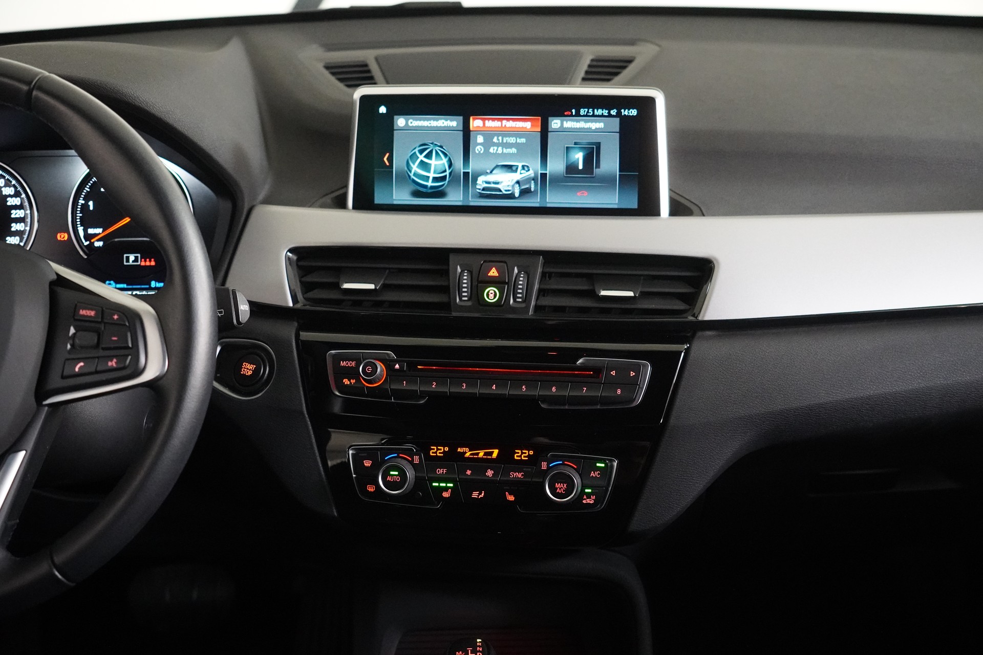BMW X1 xDrive 25e Steptronic-image-19