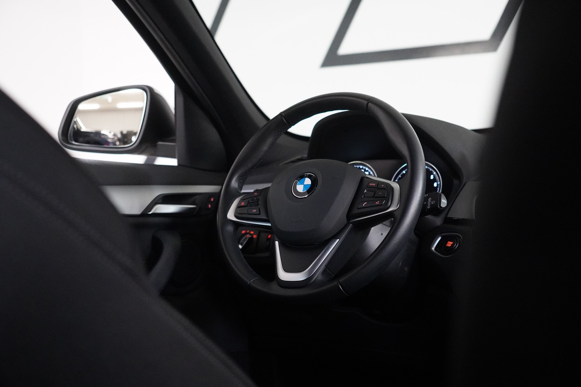 BMW X1 xDrive 25e Steptronic-image-23