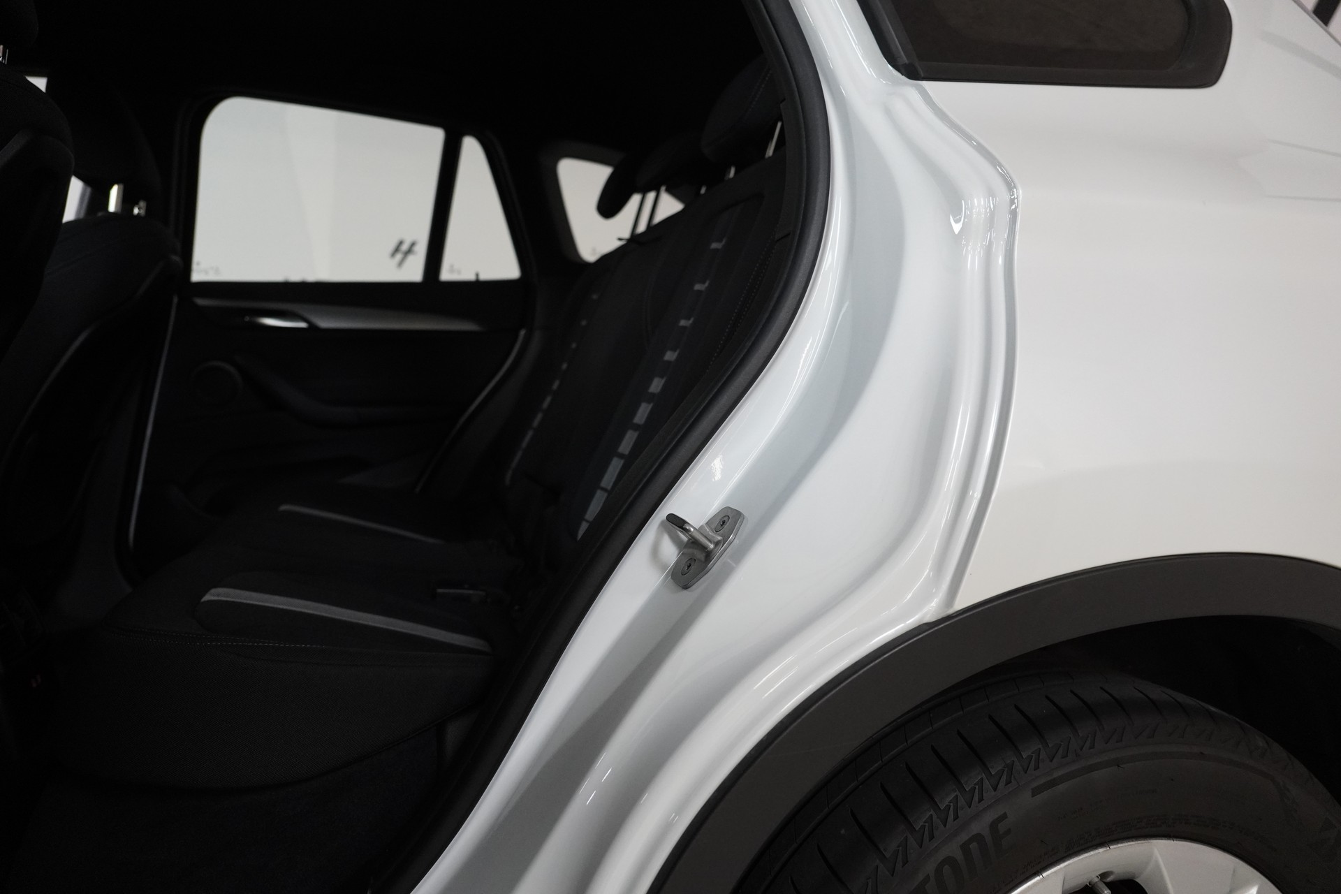 BMW X1 xDrive 25e Steptronic-image-13