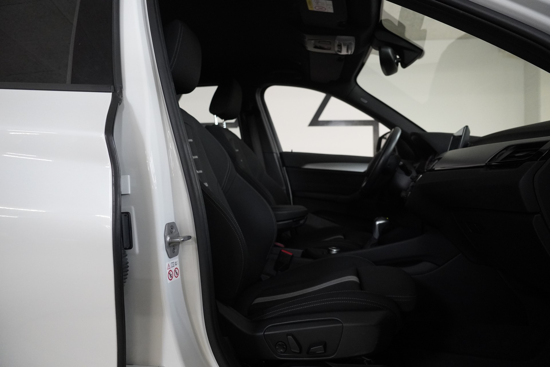 BMW X1 xDrive 25e Steptronic-image-14