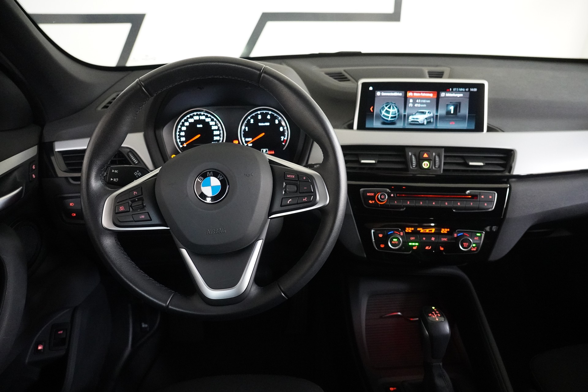 BMW X1 xDrive 25e Steptronic-image-21