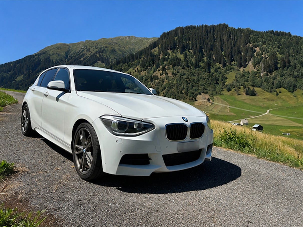 BMW M135i xDrive-image-2