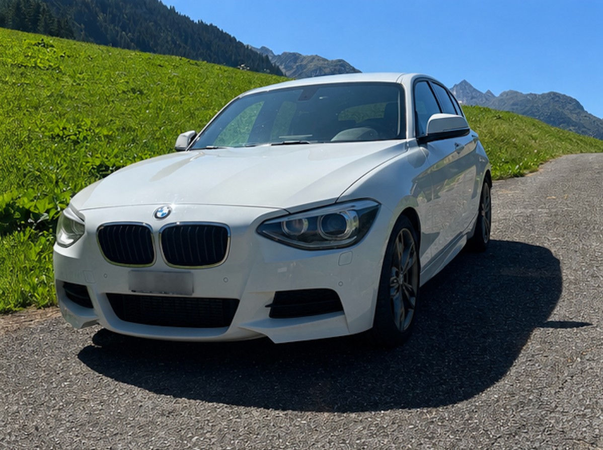 BMW M135i xDrive-image-0
