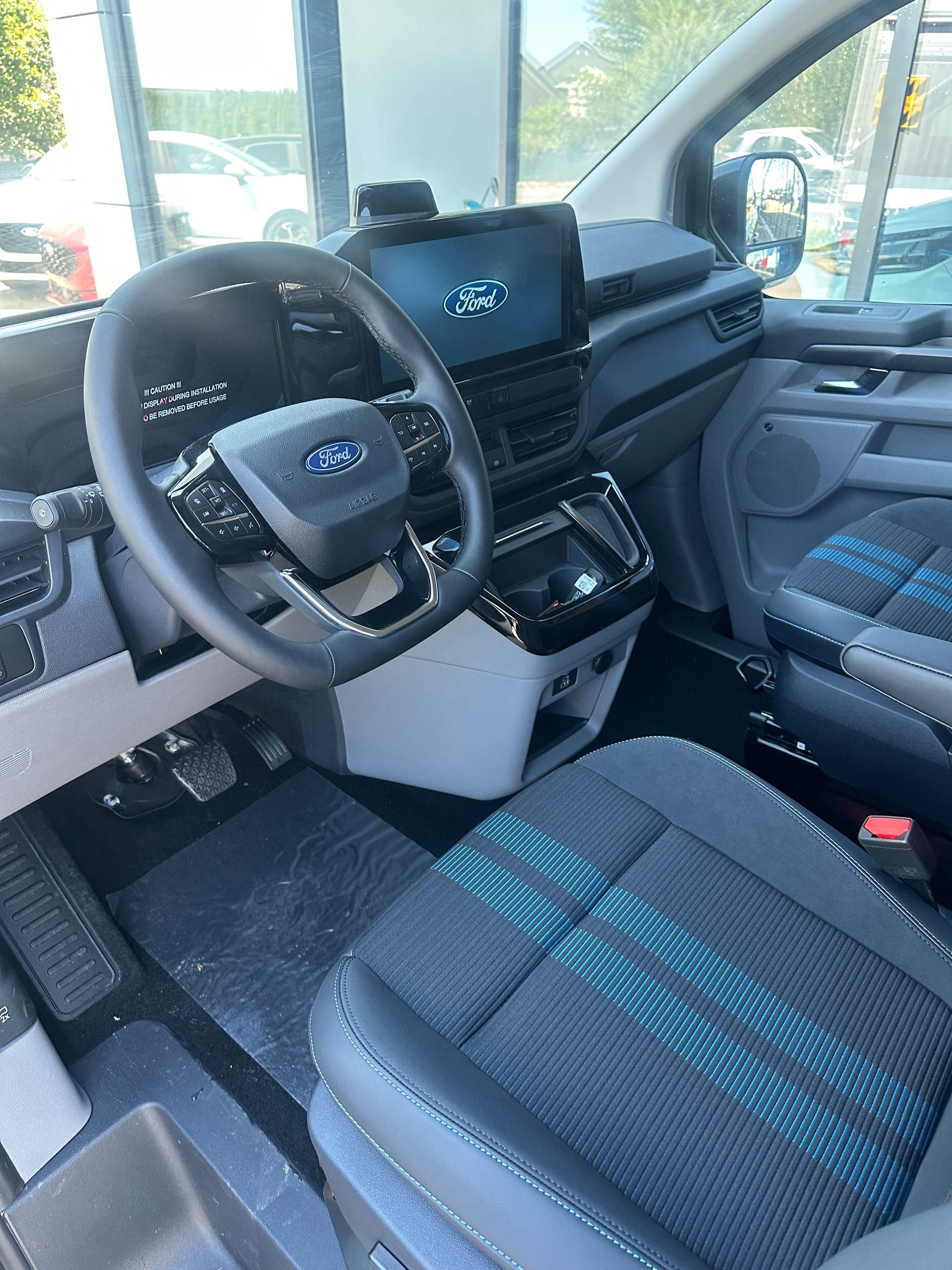 FORD Tourneo Custom 320 L1 2.0 EcoBl Sport/170CV/Aut.4x4-image-10
