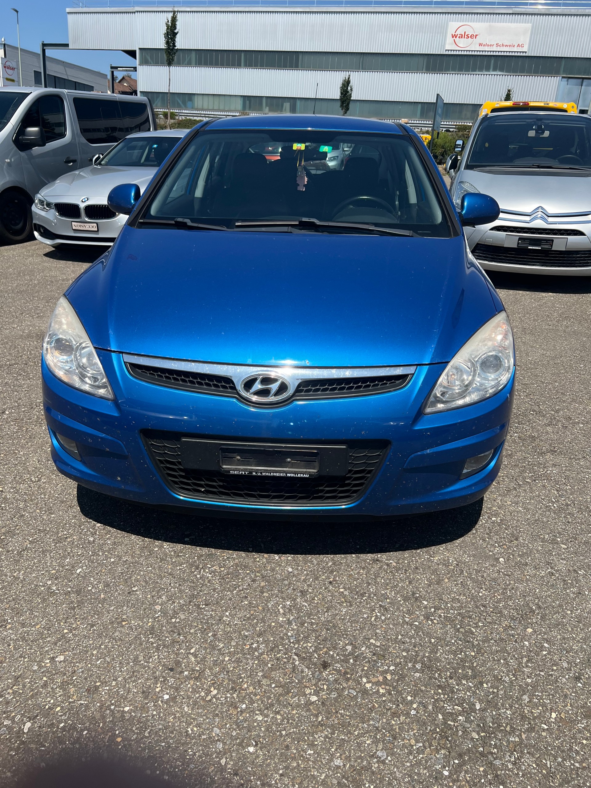 HYUNDAI i30 2.0 Premium-image-0