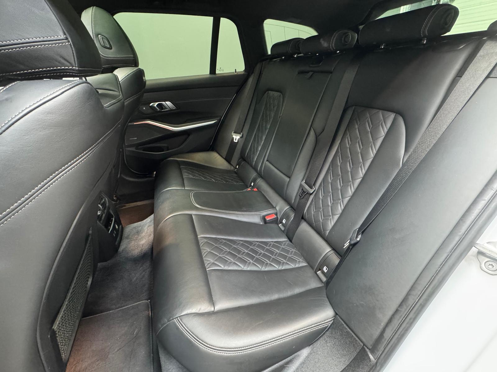 BMW M340i xDriveTouring Steptronic M Sport-image-11