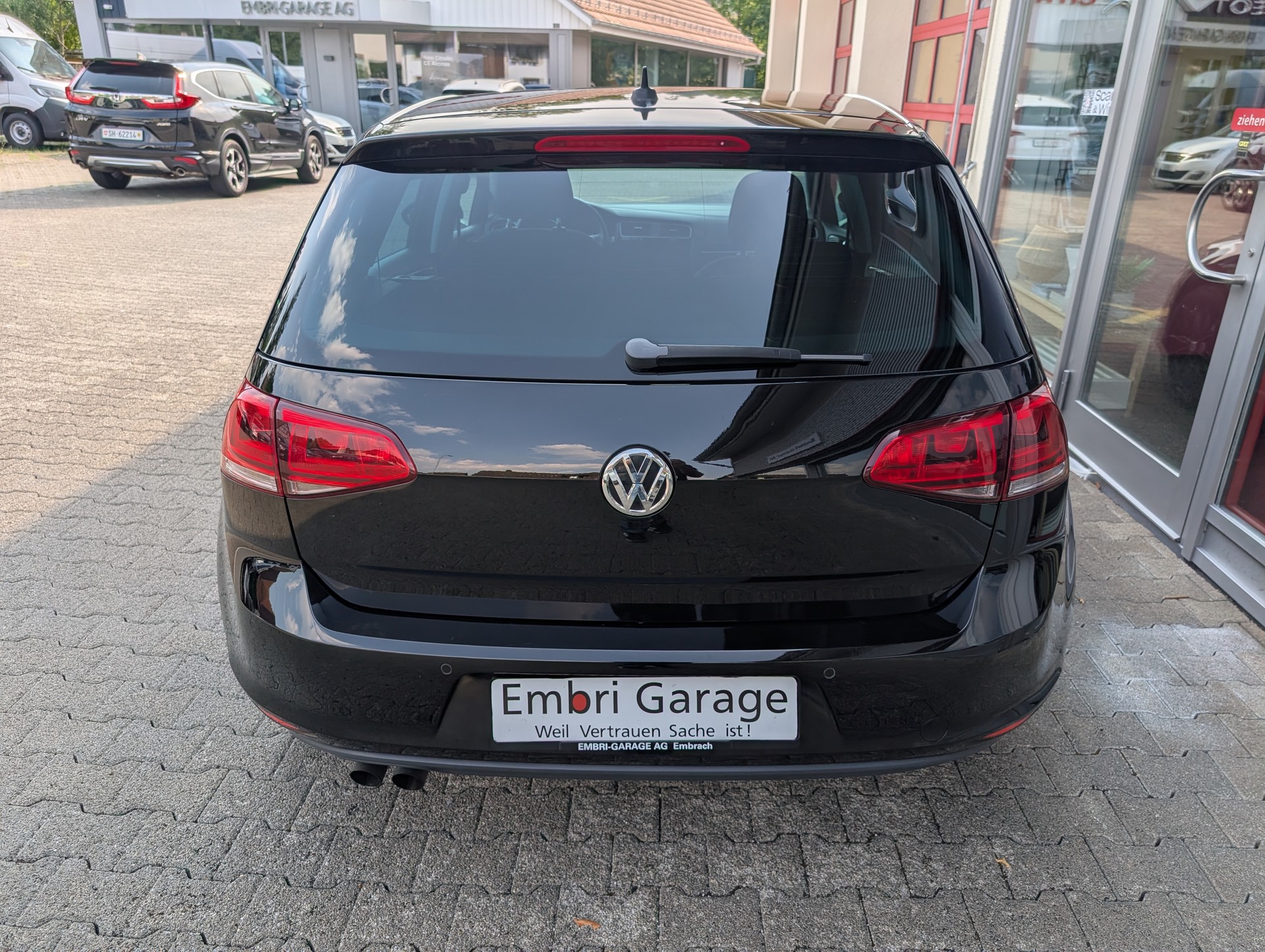 VW Golf 1.4 TSI R-Line Design DSG-image-5