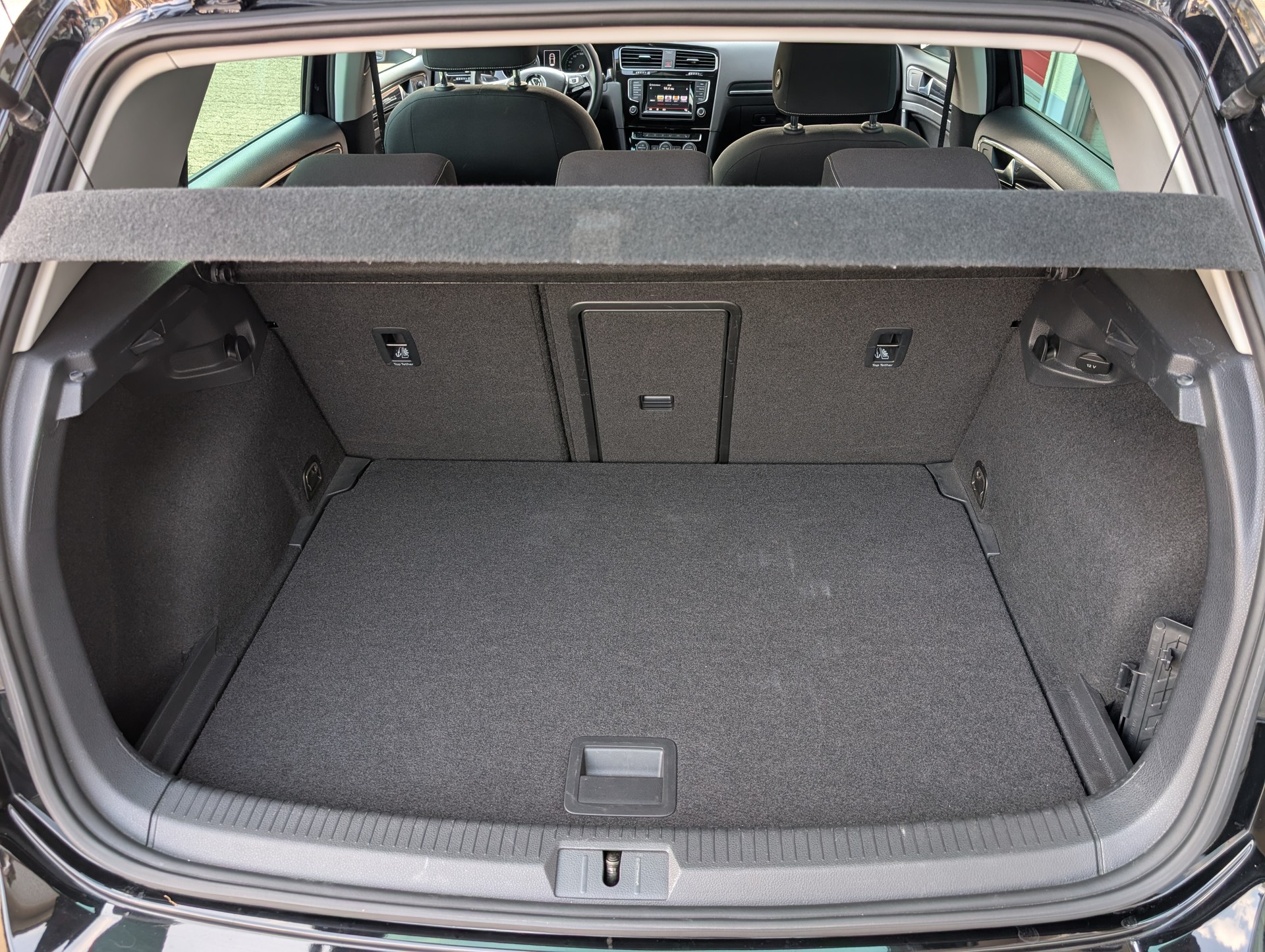 VW Golf 1.4 TSI R-Line Design DSG-image-7
