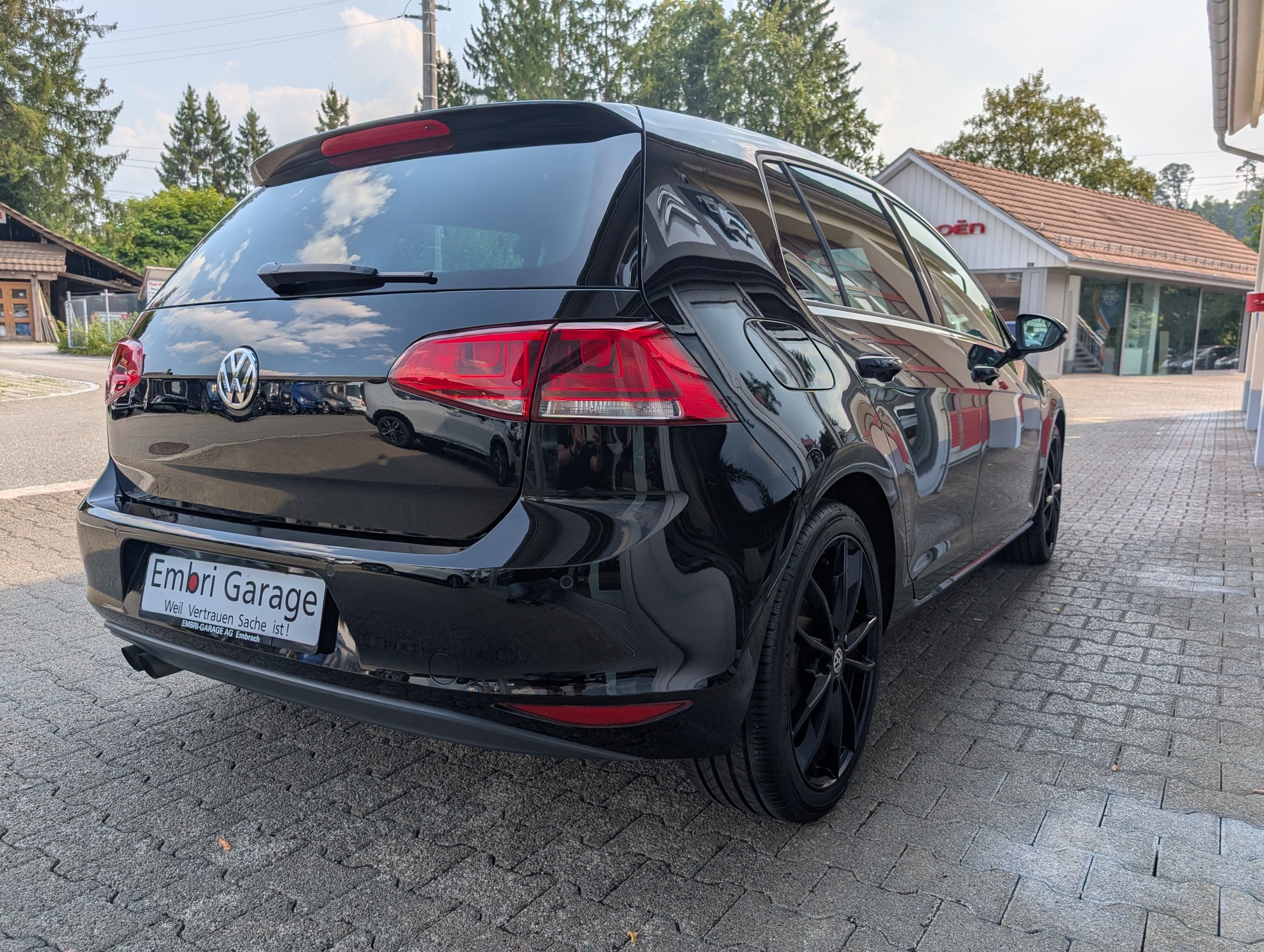 VW Golf 1.4 TSI R-Line Design DSG-image-6