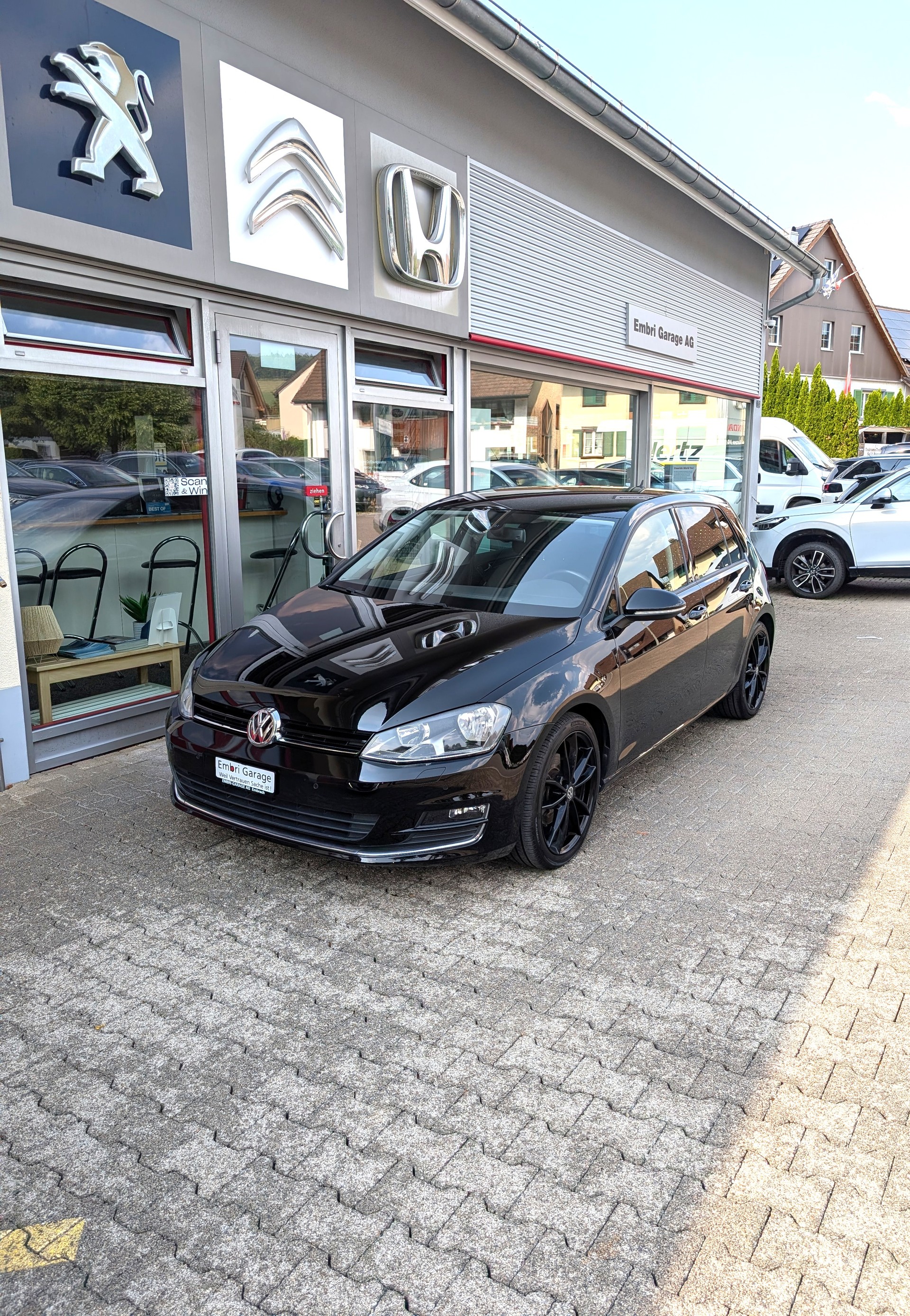 VW Golf 1.4 TSI R-Line Design DSG-image-0