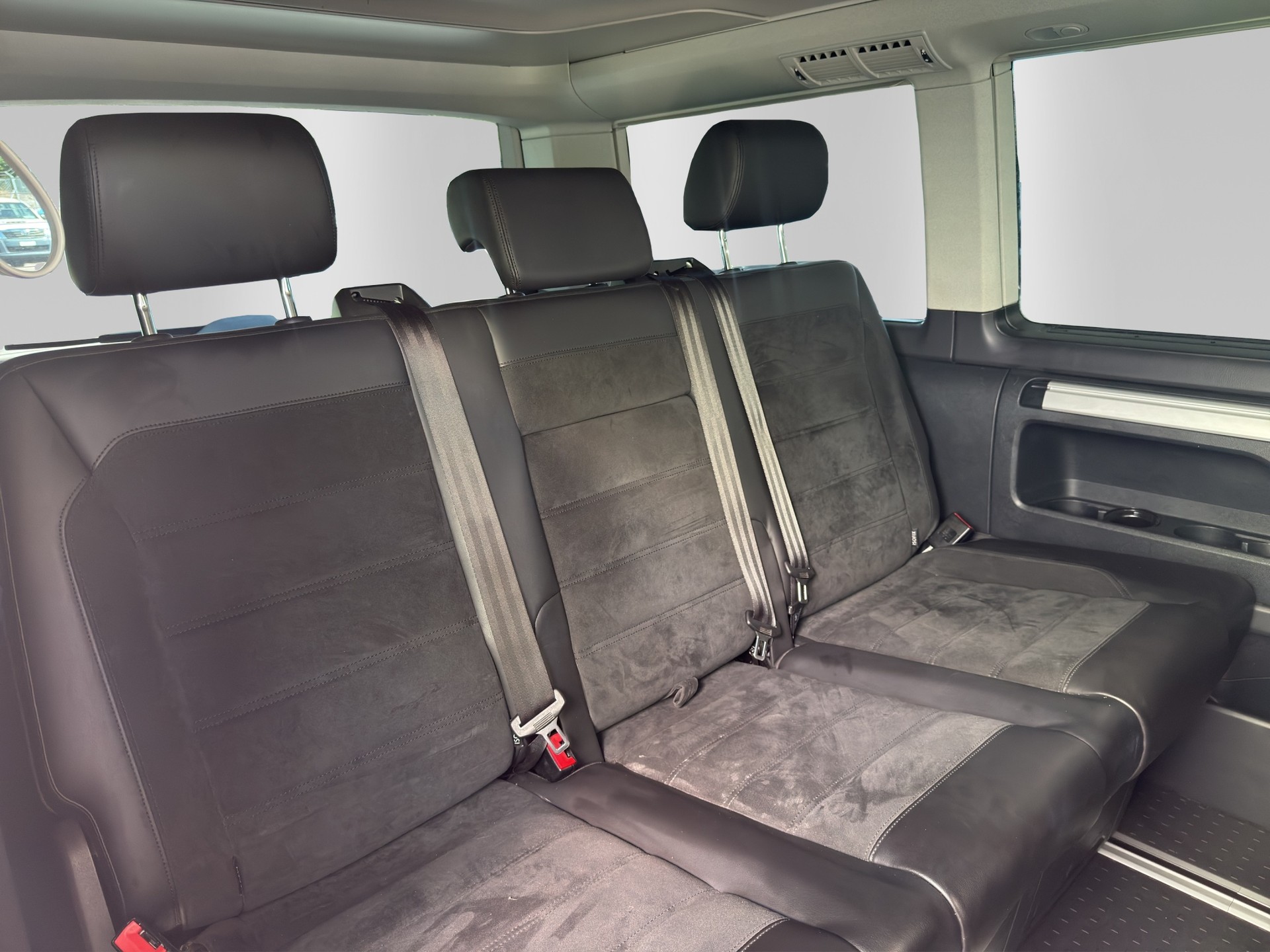VW T6 California 2.0 Bi-TDI Beach Liberty 4Motion DSG-image-14