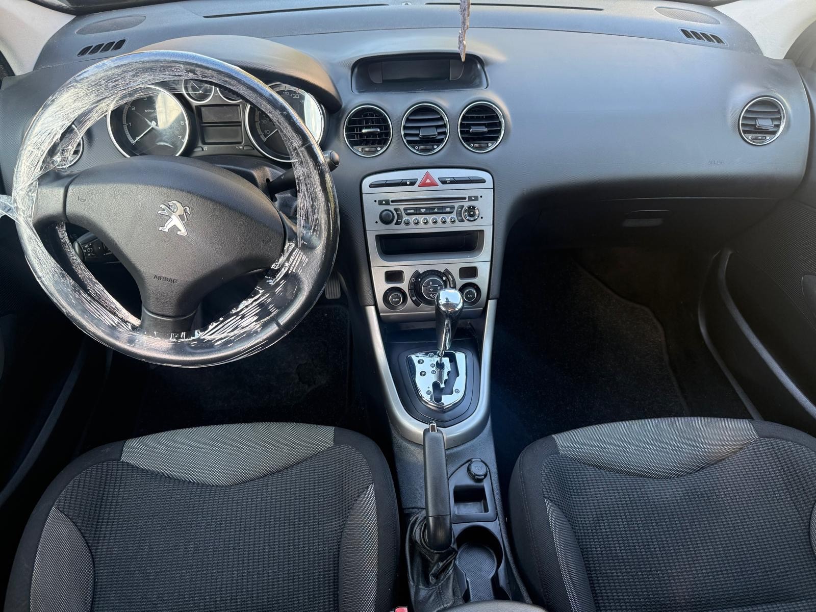 PEUGEOT 308 1.6 16V VTI Active Automatic-image-7