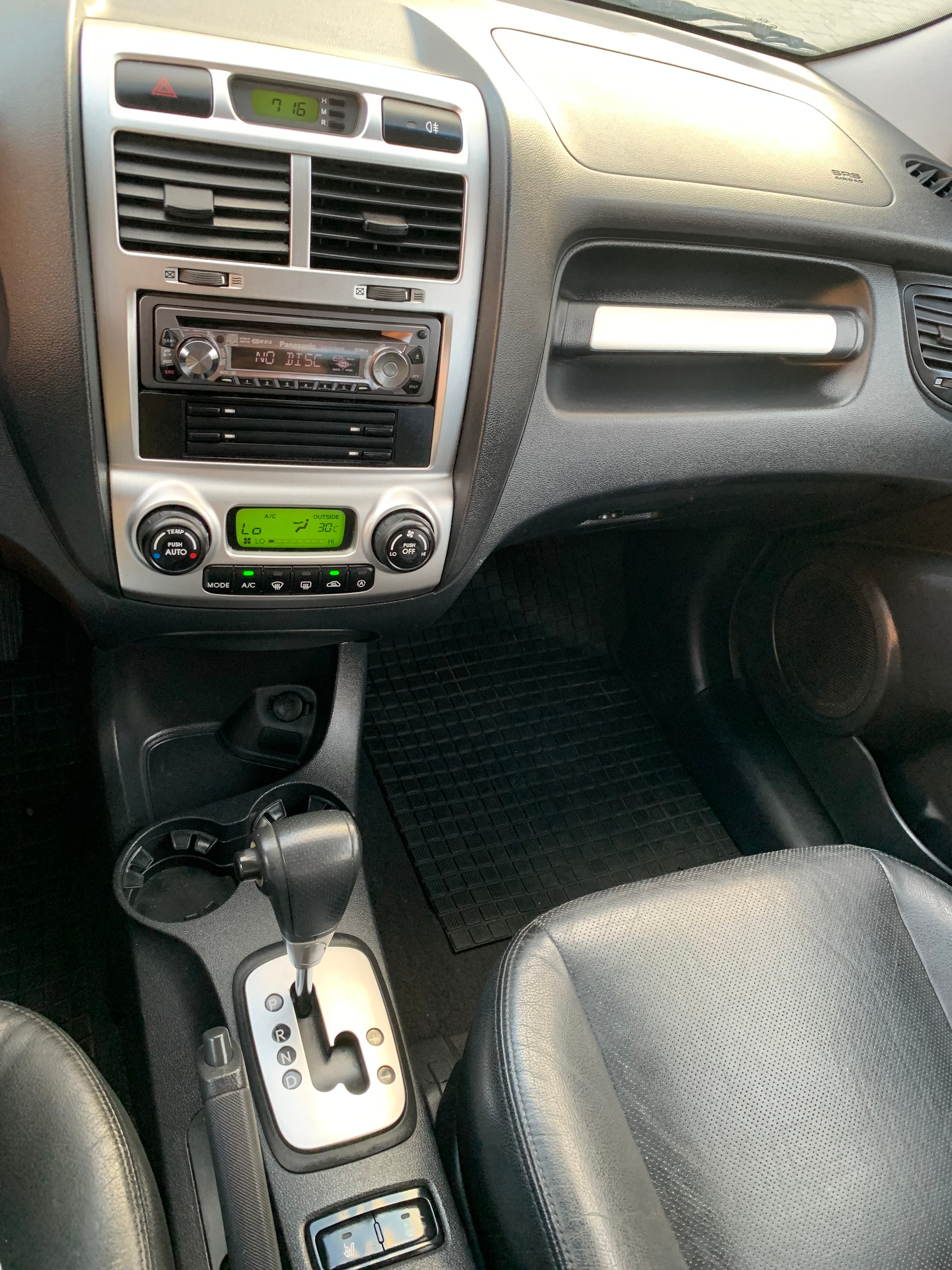 KIA Sportage 2.7 V6 Active-image-9