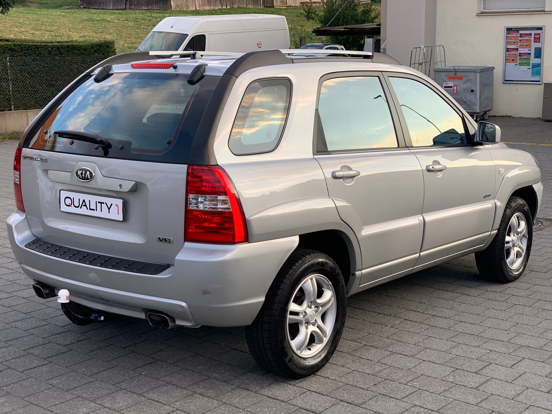KIA Sportage 2.7 V6 Active-image-3